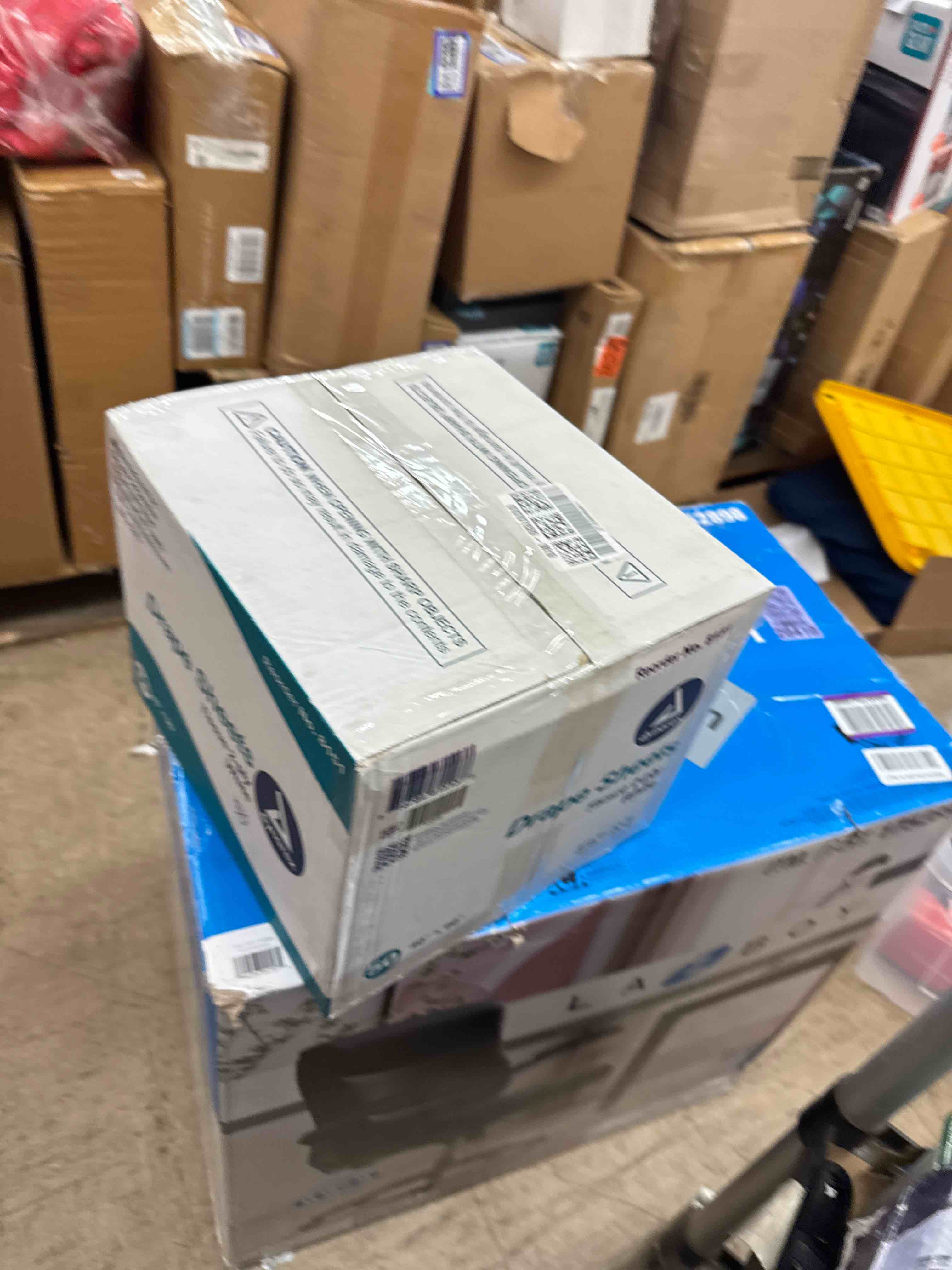 https://s3.amazonaws.com/lotting-images-prod/phillipi/BRN1919085_1748879583020.jpeg