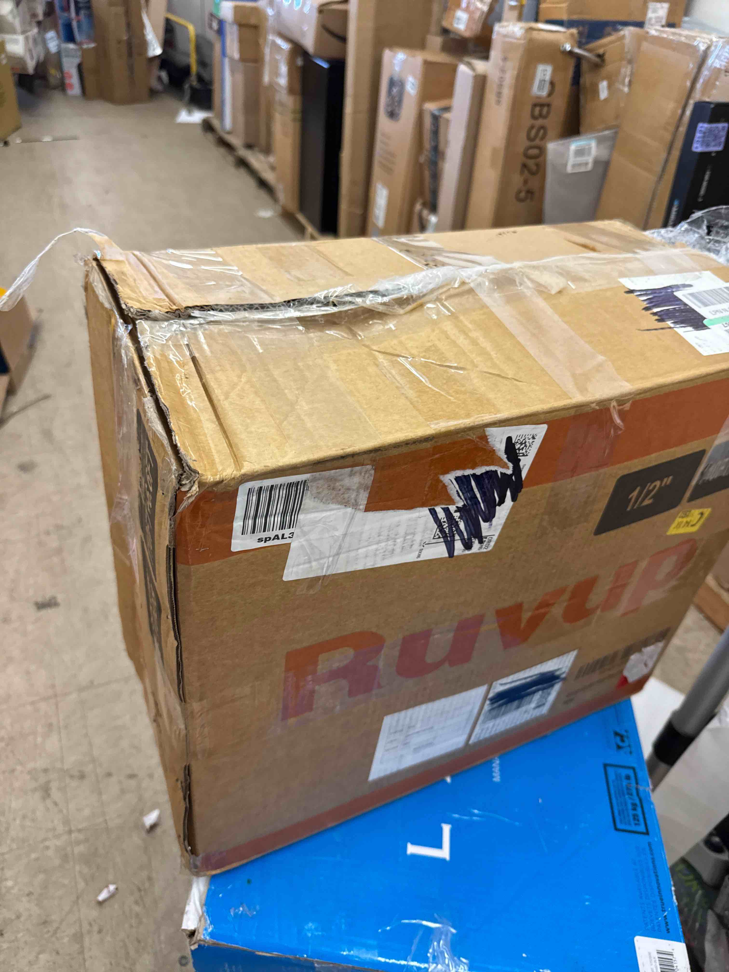 https://s3.amazonaws.com/lotting-images-prod/phillipi/BRN1919100_1748883578285.jpeg