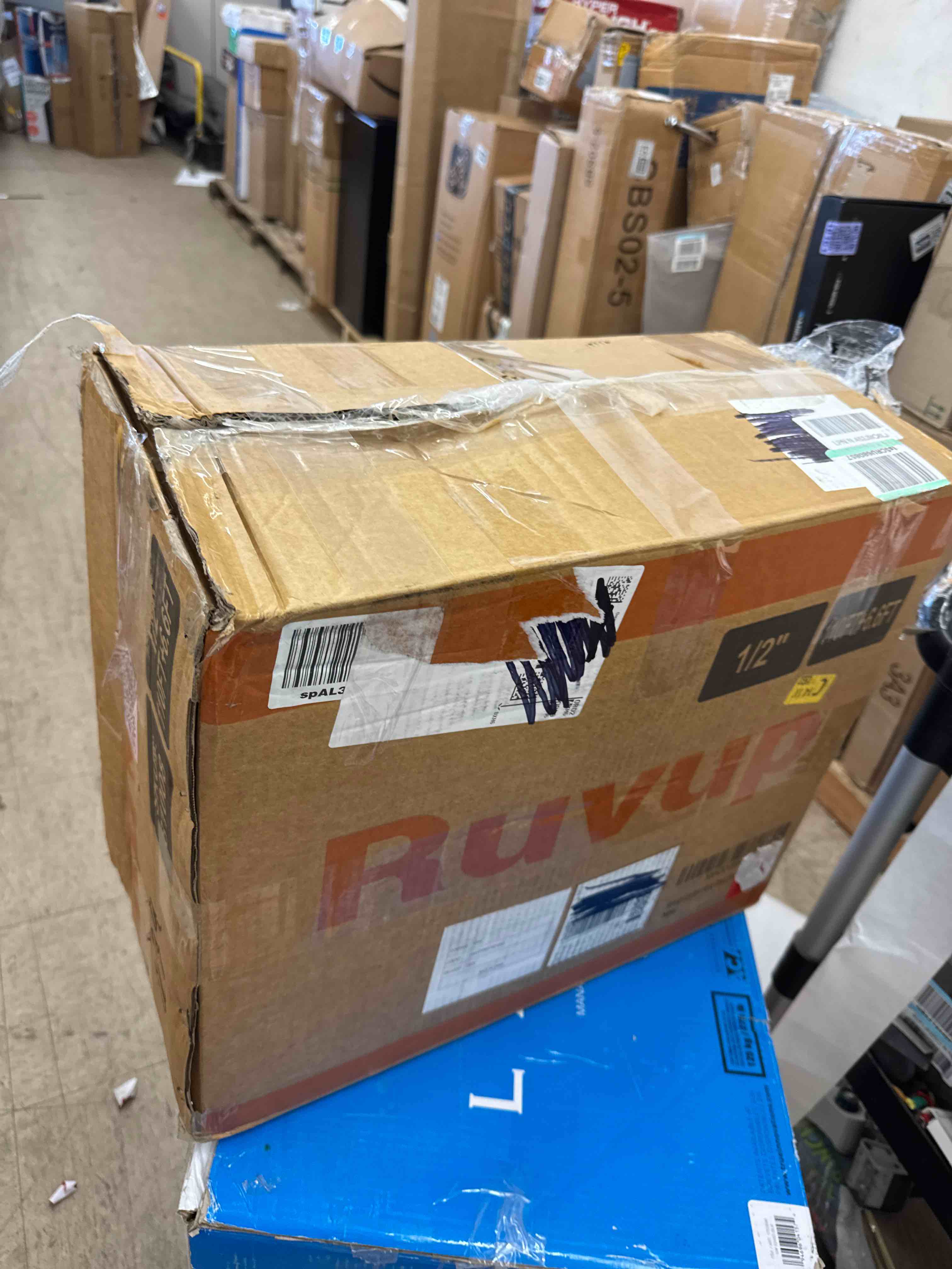 https://s3.amazonaws.com/lotting-images-prod/phillipi/BRN1919100_1748883579191.jpeg