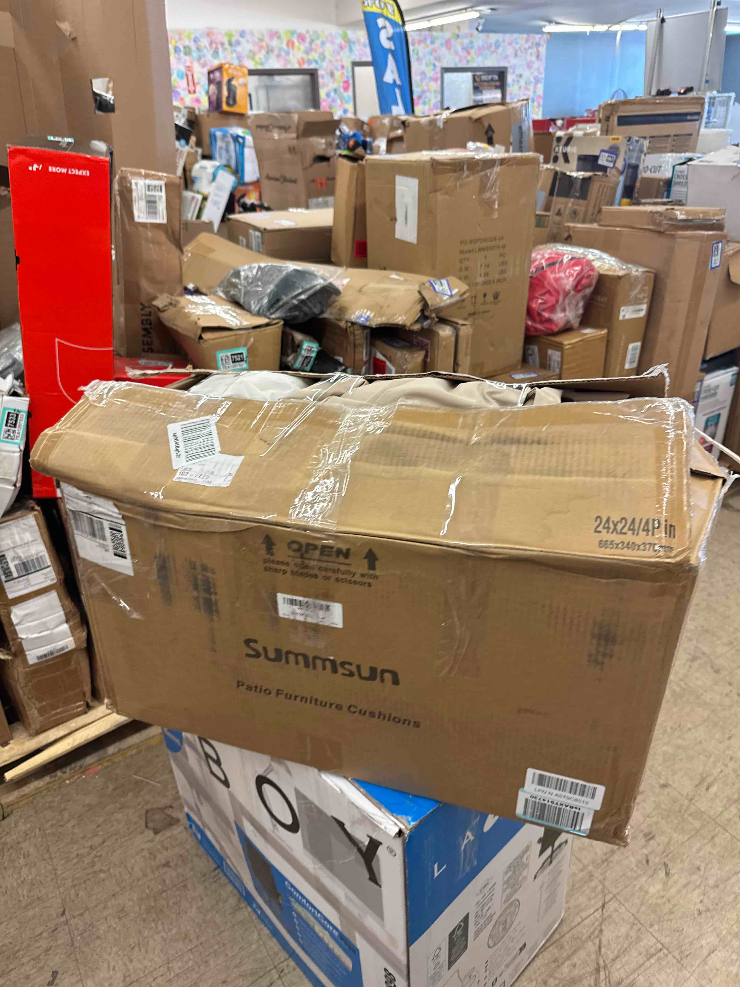 https://s3.amazonaws.com/lotting-images-prod/phillipi/BRN1919112_1748890837556.jpeg