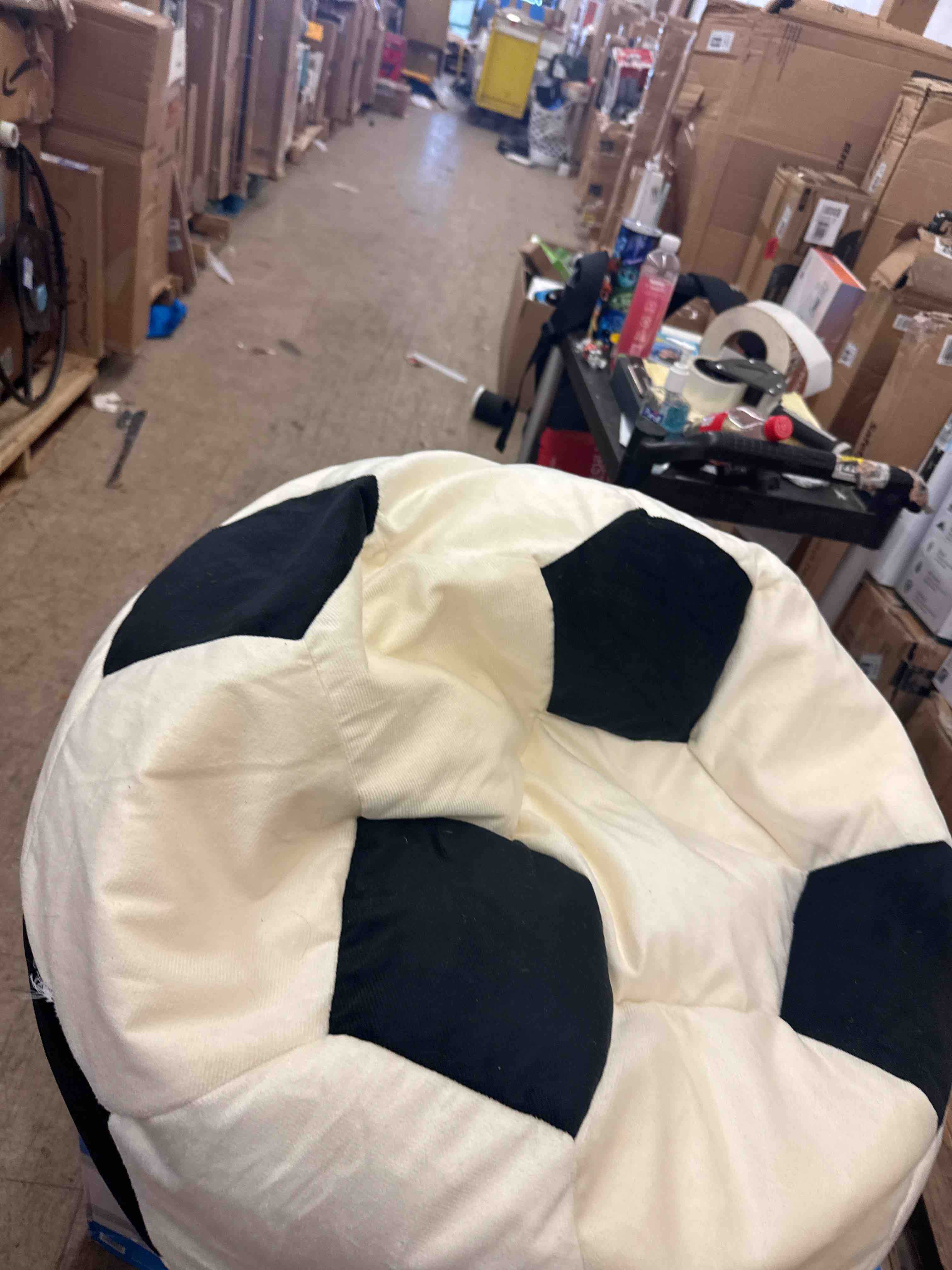 https://s3.amazonaws.com/lotting-images-prod/phillipi/BRN1919177_1749041025354.jpeg