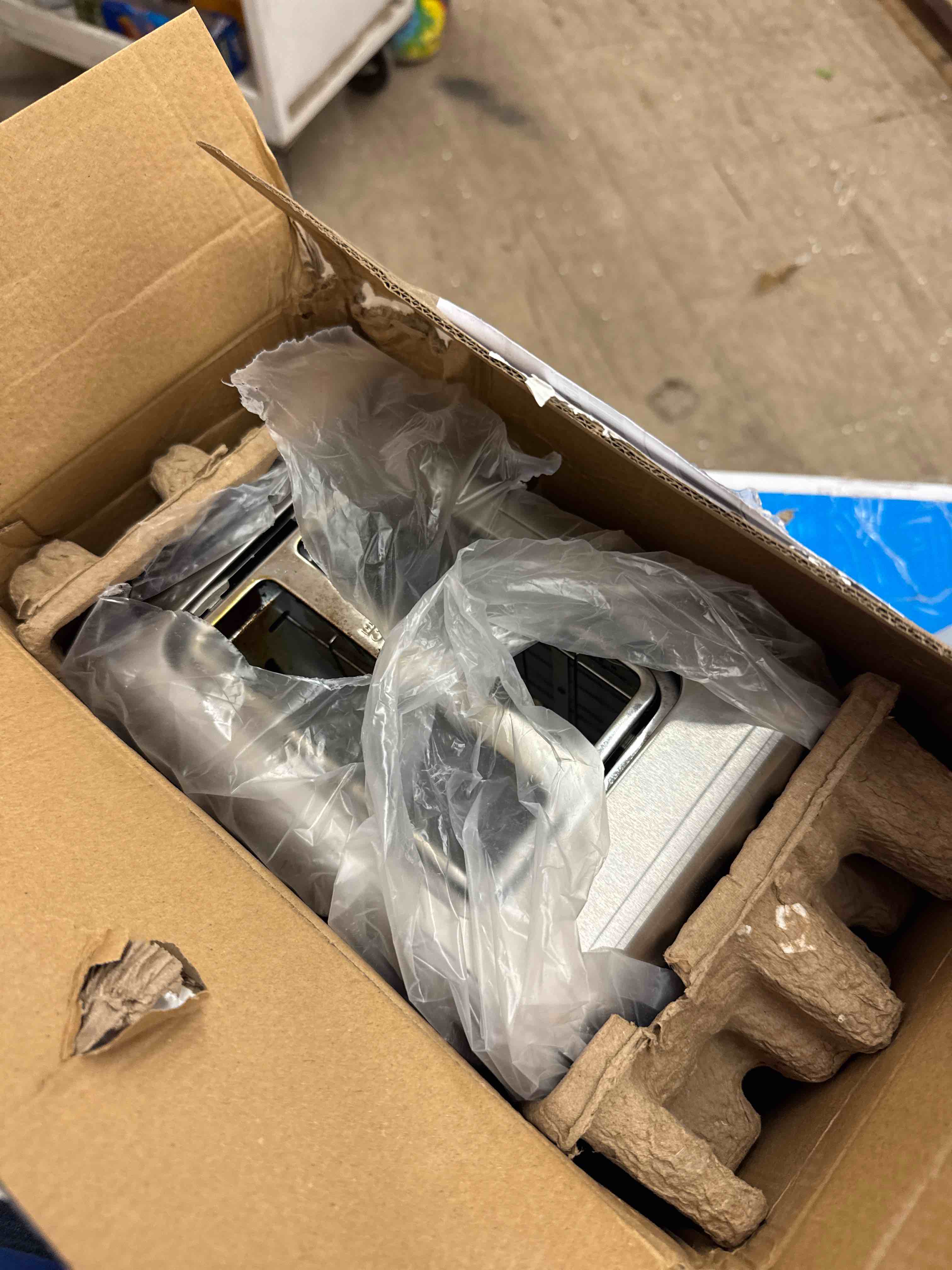 https://s3.amazonaws.com/lotting-images-prod/phillipi/BRN1919192_1749043241219.jpeg
