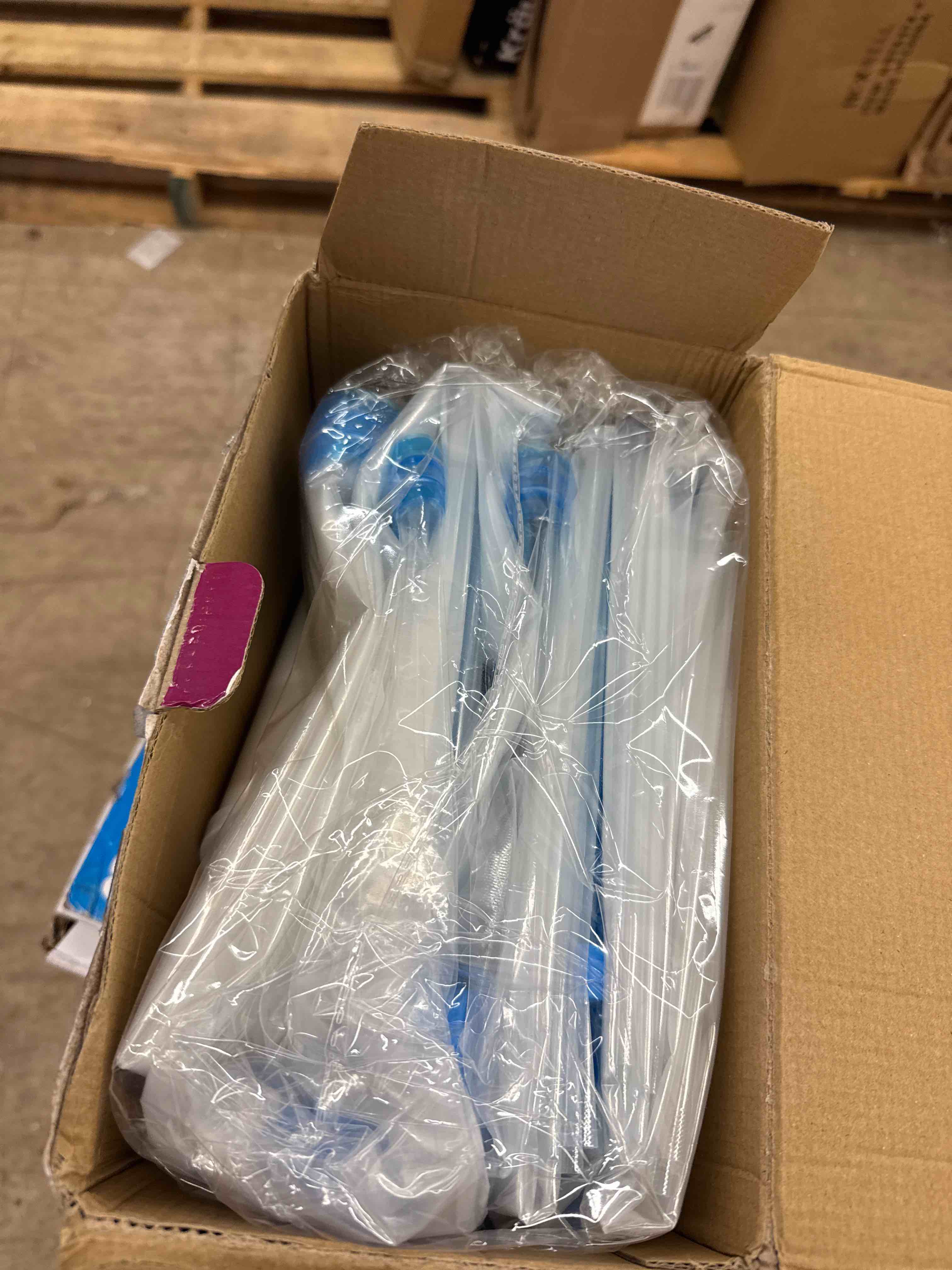 https://s3.amazonaws.com/lotting-images-prod/phillipi/BRN1919202_1749045376950.jpeg