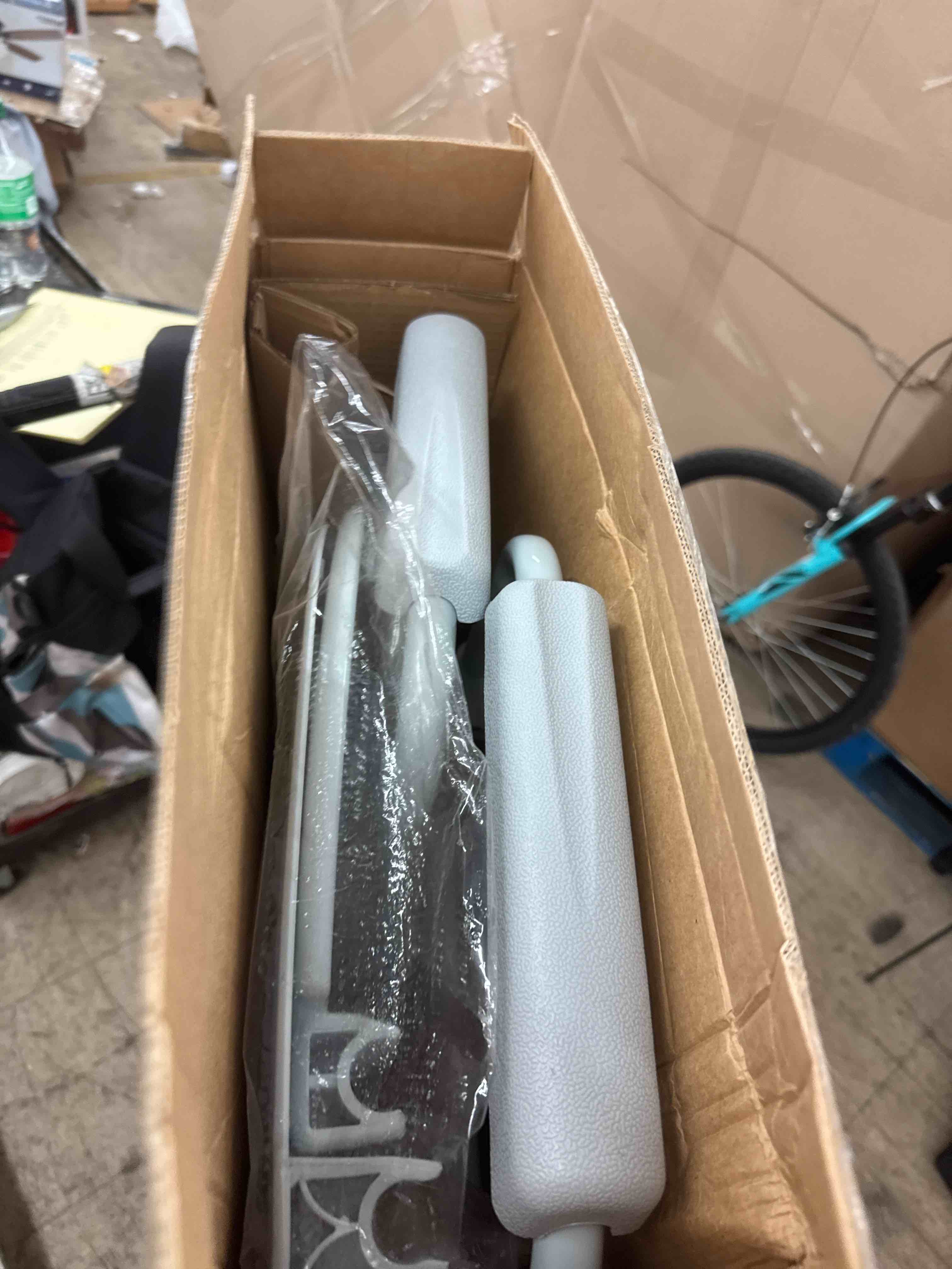 https://s3.amazonaws.com/lotting-images-prod/phillipi/BRN1919646_1749670020774.jpeg