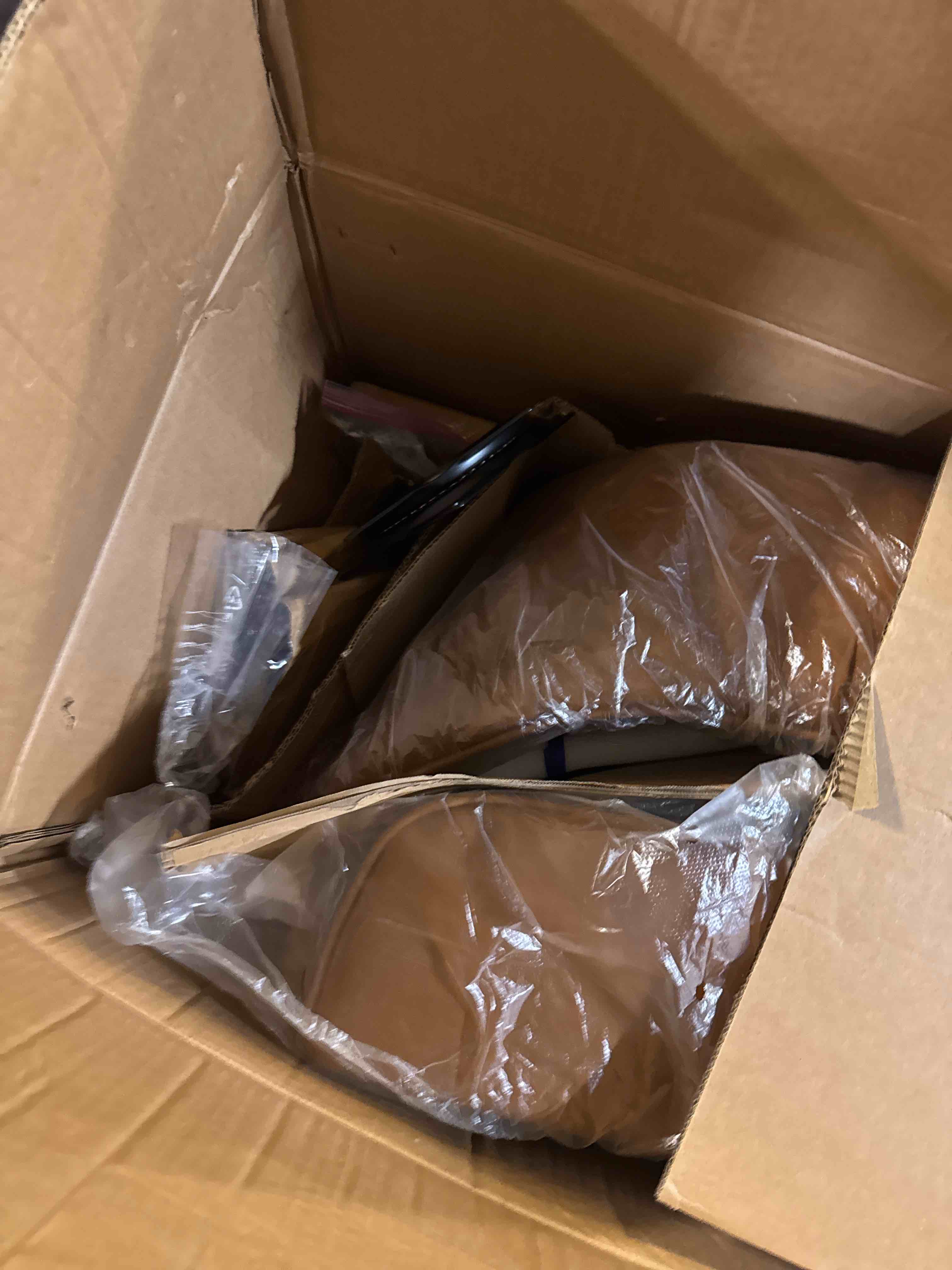 https://s3.amazonaws.com/lotting-images-prod/phillipi/BRN1920184_1751027485003.jpeg