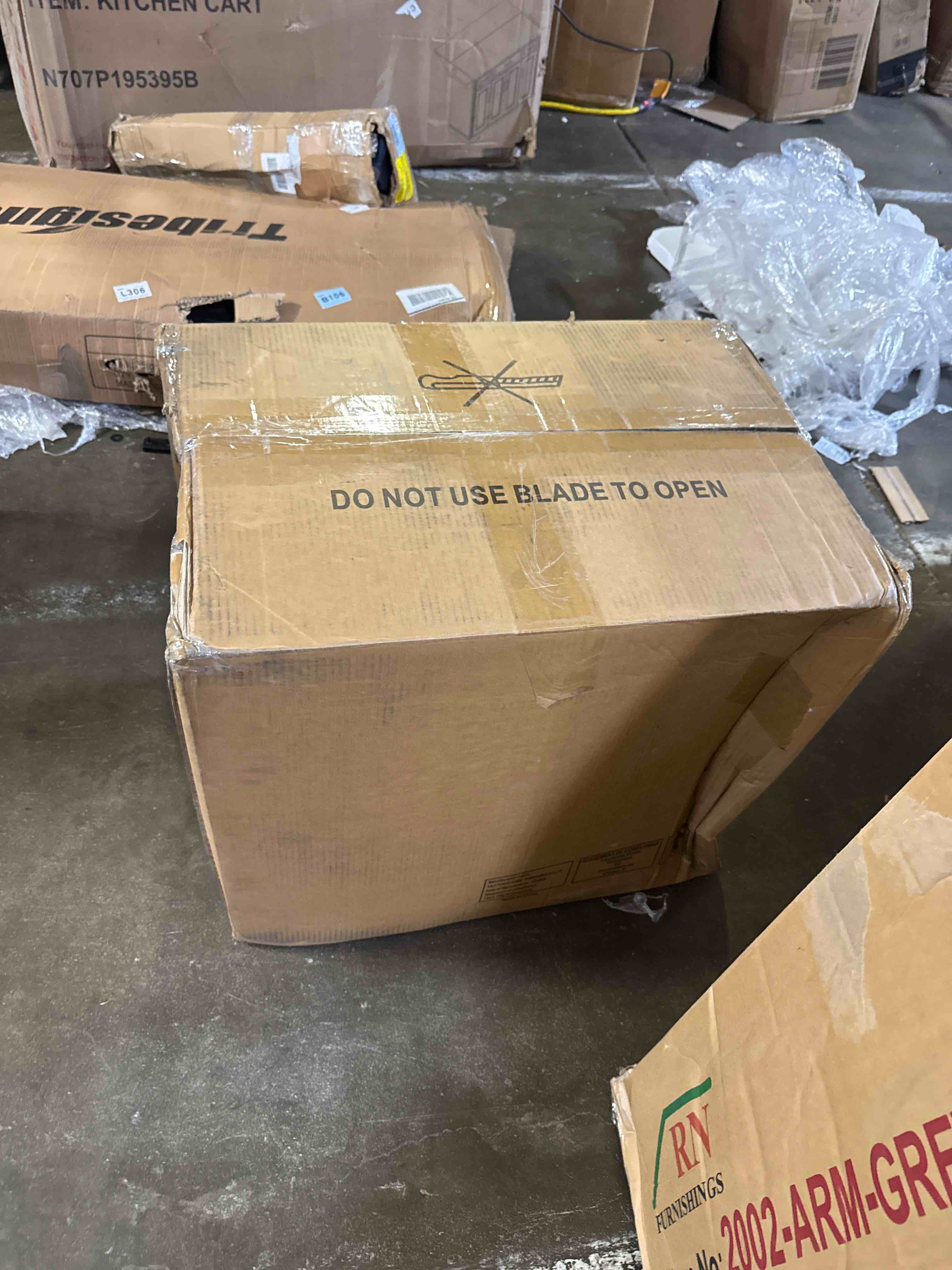 https://s3.amazonaws.com/lotting-images-prod/phillipi/BRN1920184_1751027500635.jpeg