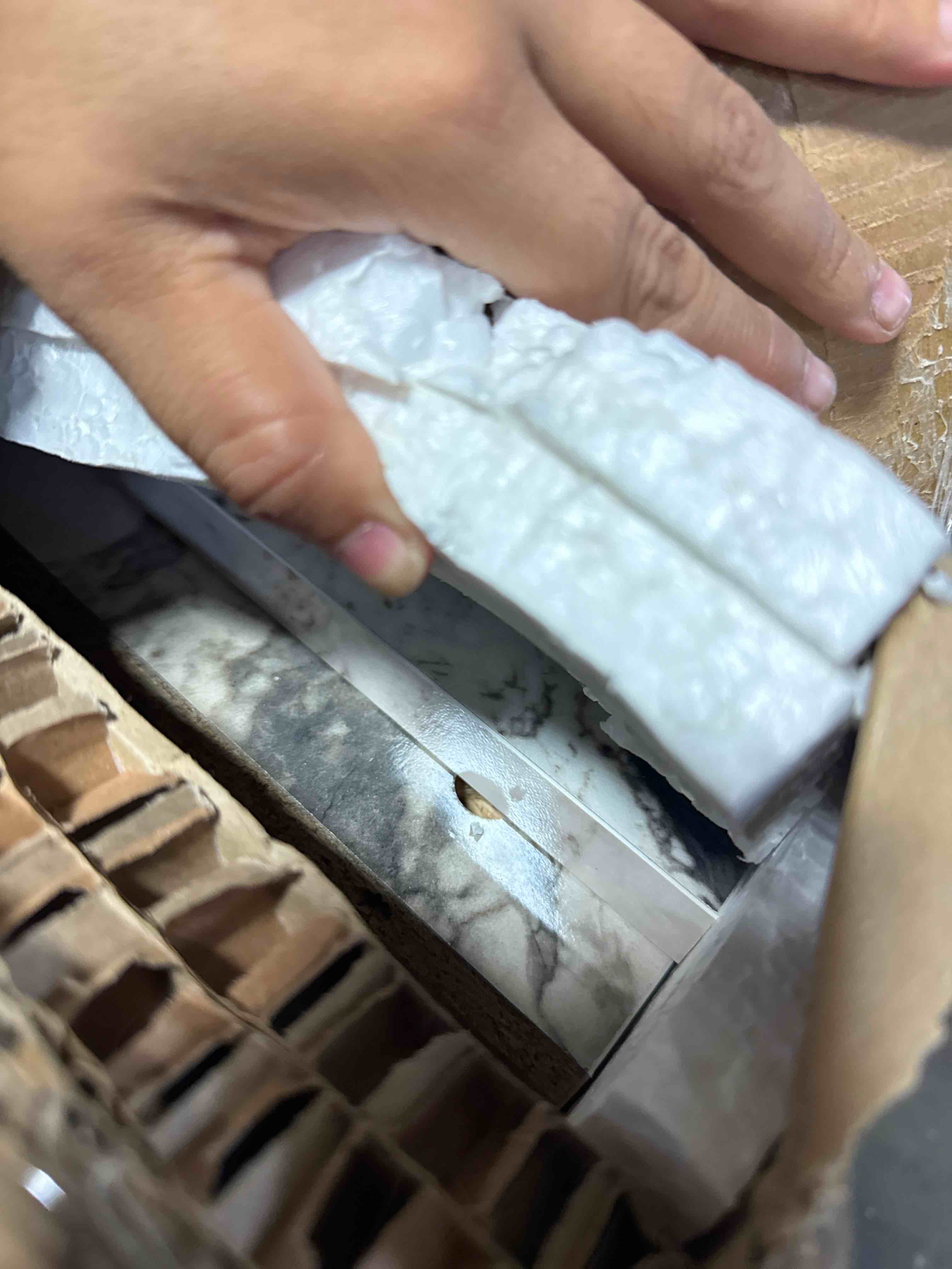 https://s3.amazonaws.com/lotting-images-prod/phillipi/BRN1920192_1751029140035.jpeg