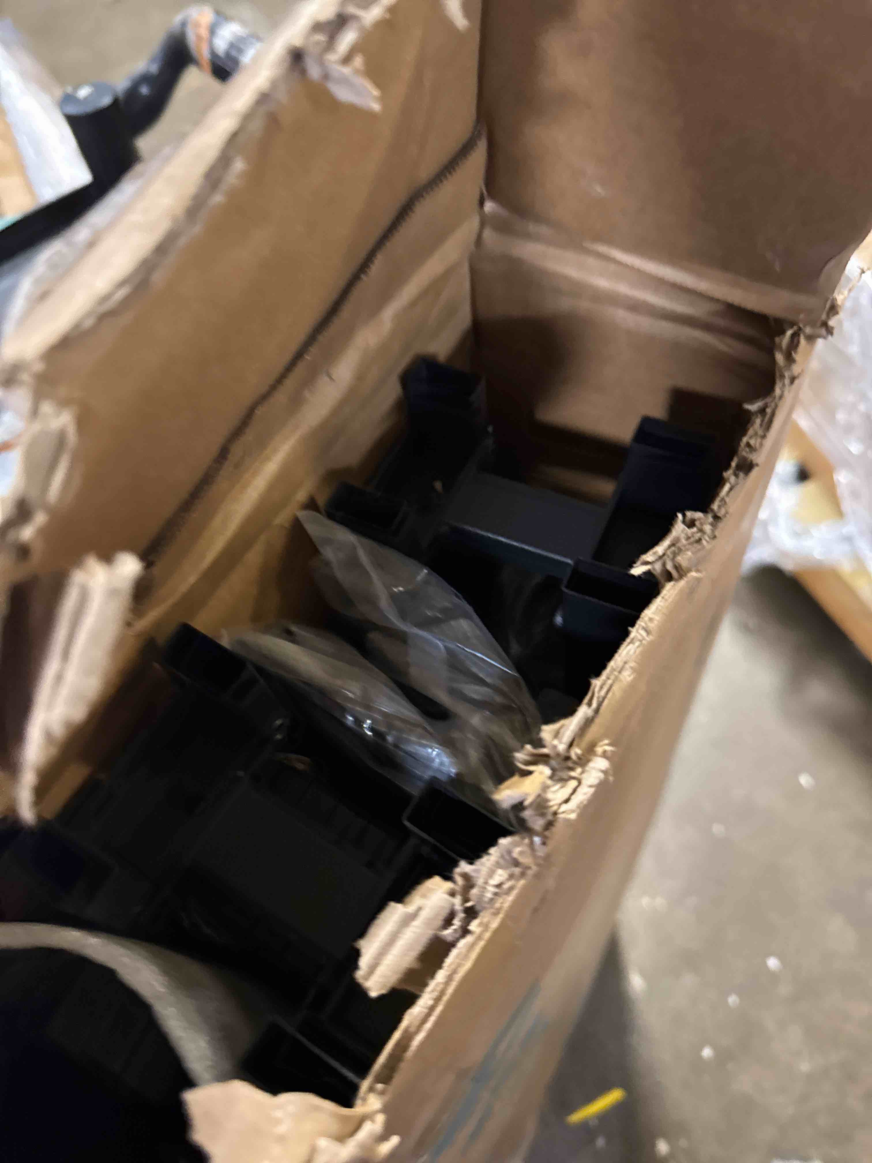 https://s3.amazonaws.com/lotting-images-prod/phillipi/BRN1920196_1751029797952.jpeg
