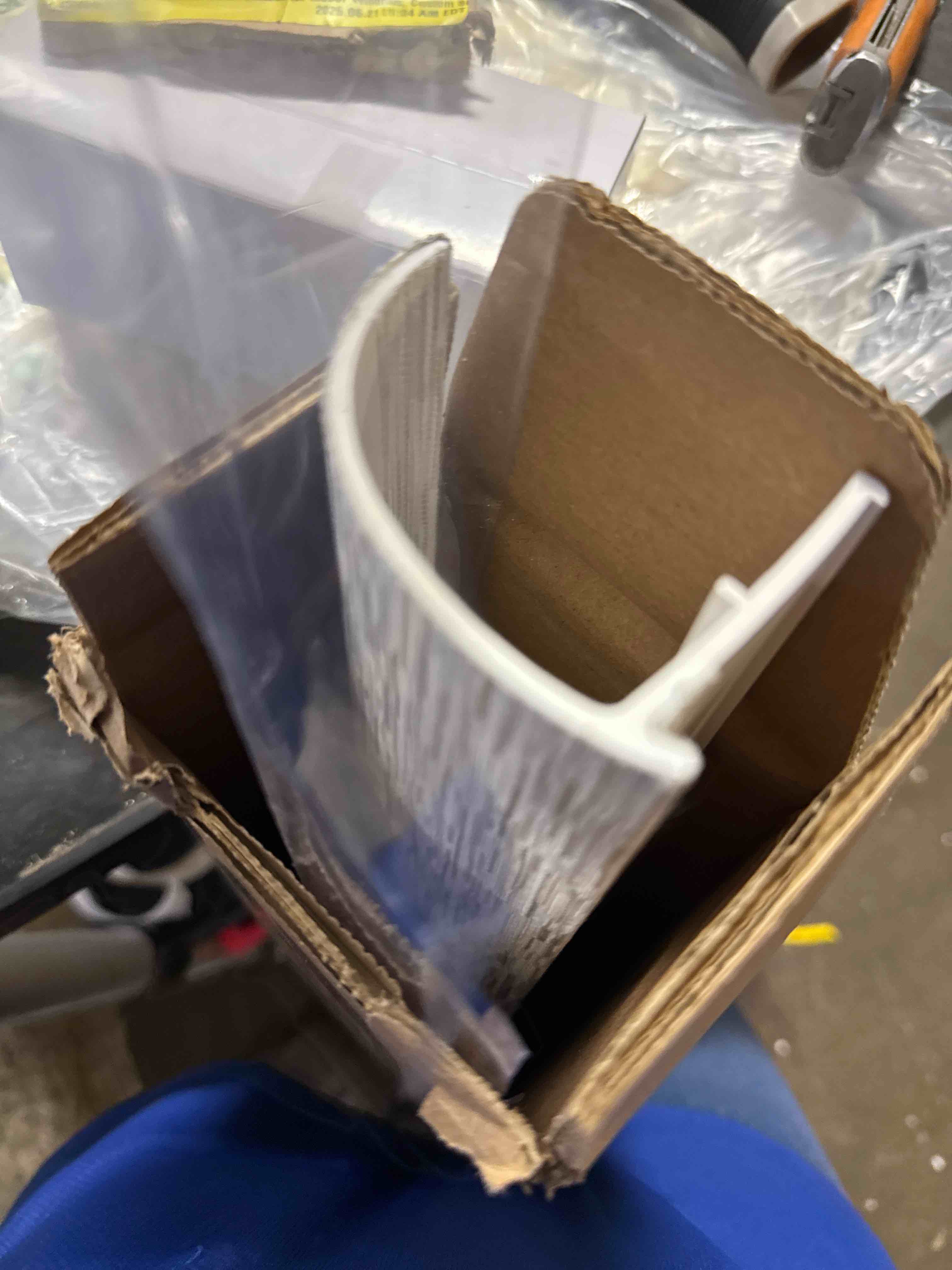 https://s3.amazonaws.com/lotting-images-prod/phillipi/BRN1920198_1751030135620.jpeg