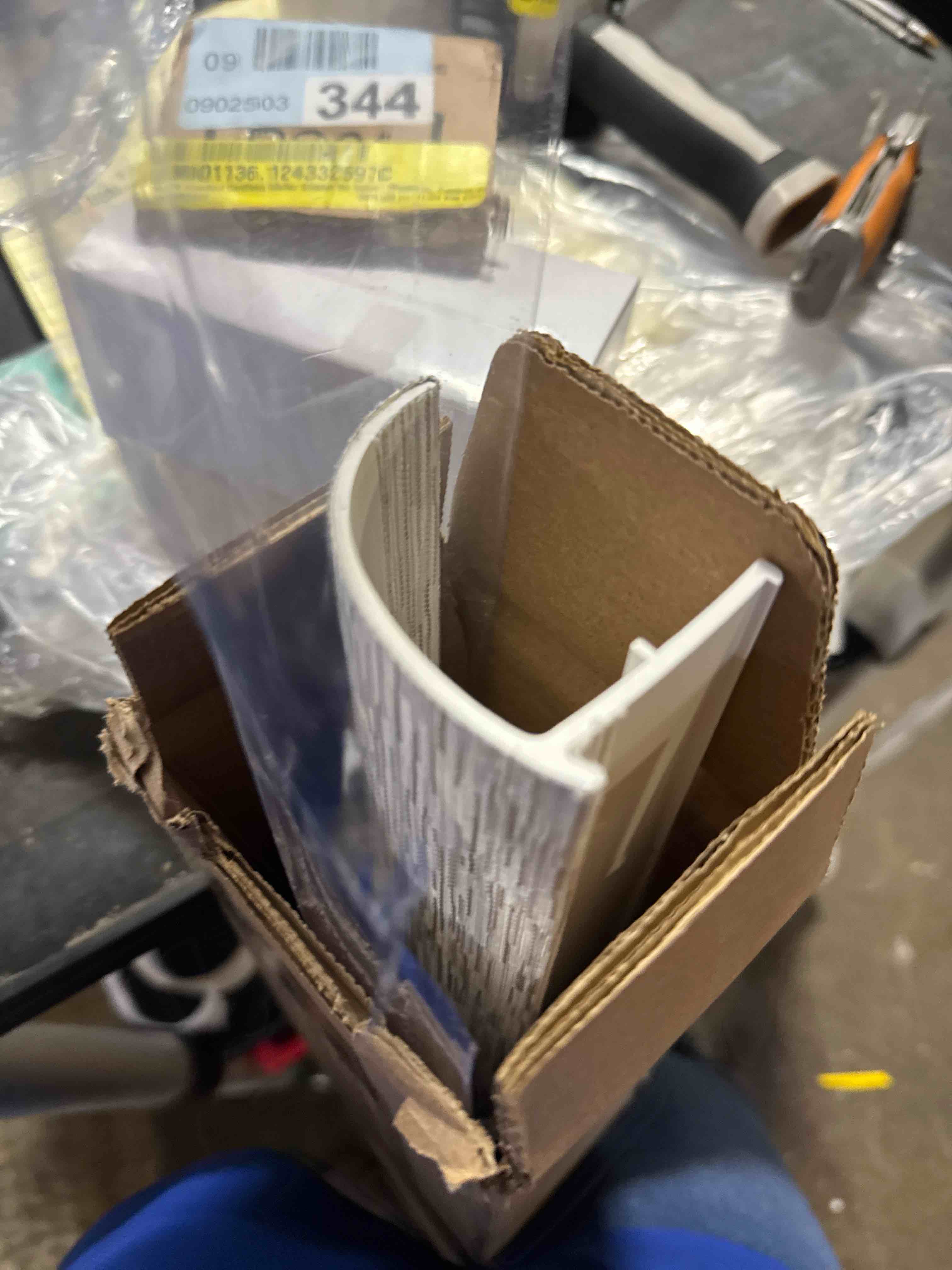 https://s3.amazonaws.com/lotting-images-prod/phillipi/BRN1920198_1751030136616.jpeg