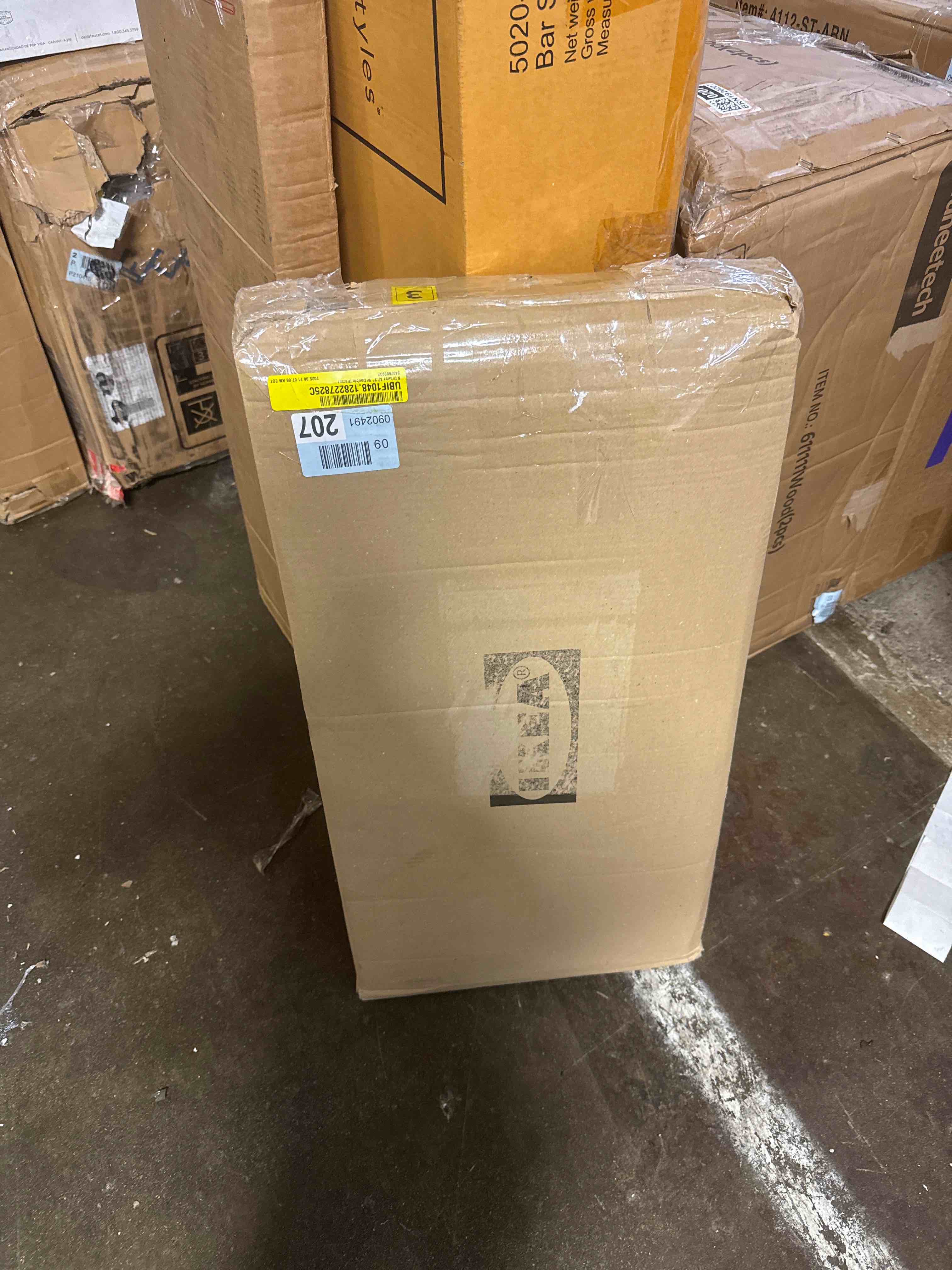 https://s3.amazonaws.com/lotting-images-prod/phillipi/BRN1920211_1751032797133.jpeg
