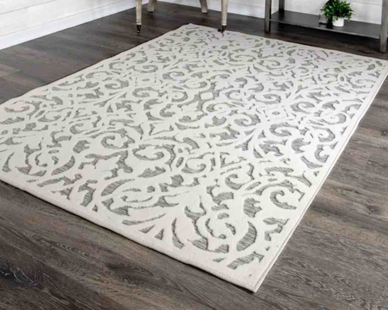 Smells like a deal !!! Rugs (Rack 2)