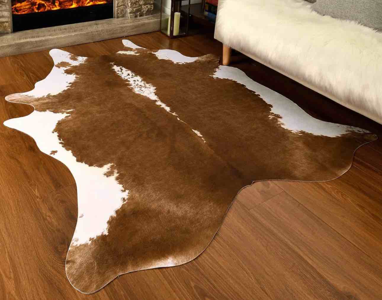 Novelty Christann Commercial Use Faux Cowhide Area Rug With Non-Slip Backing ( Dirty Needs Cleaning)