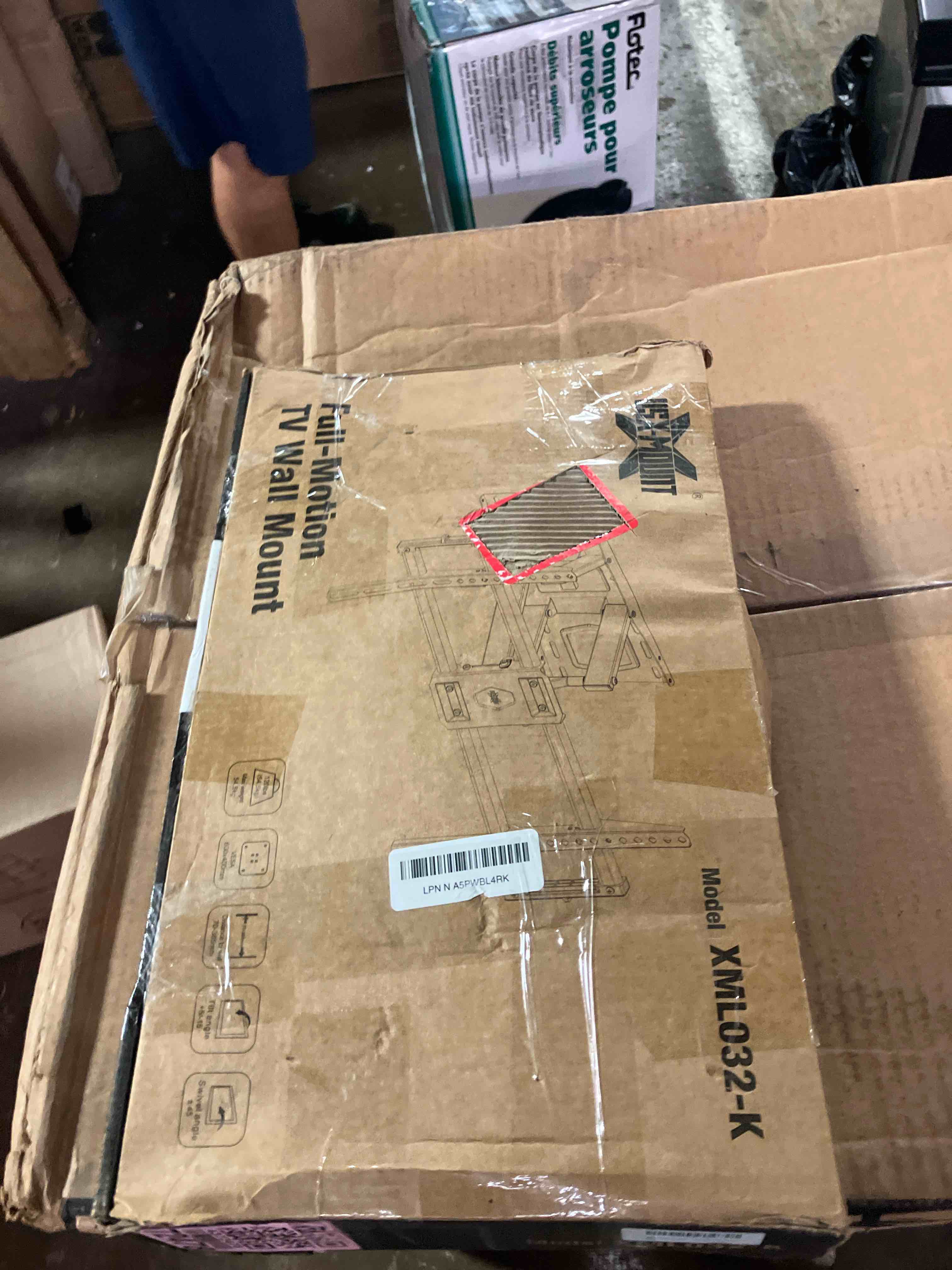 https://s3.amazonaws.com/lotting-images-prod/phillipi/BRN1920482_1753471495454.jpeg