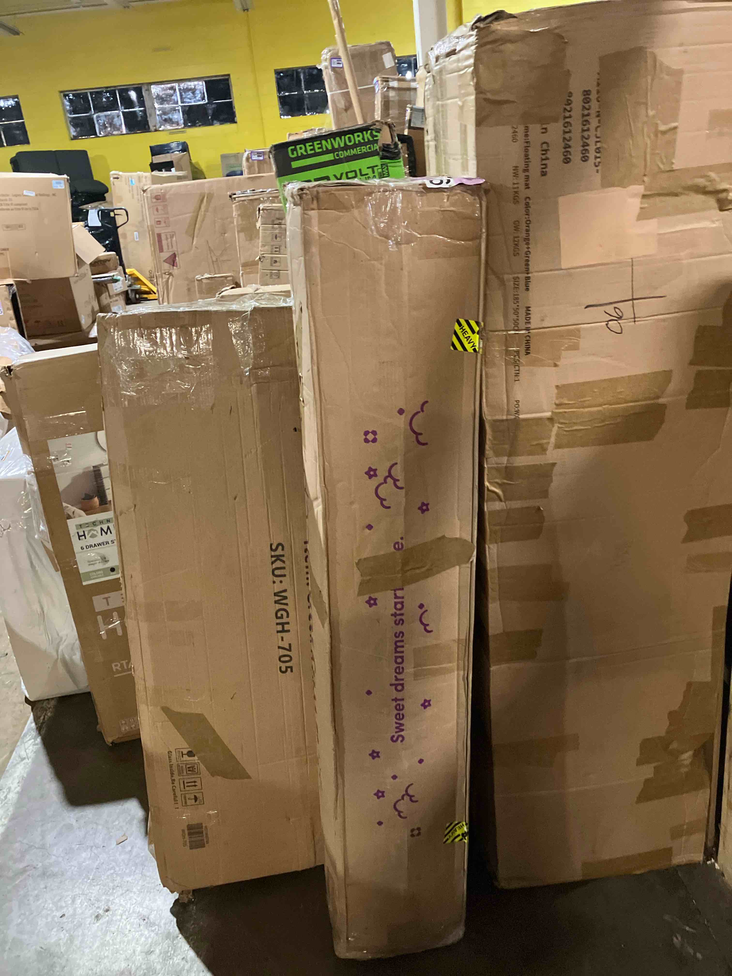 https://s3.amazonaws.com/lotting-images-prod/phillipi/BRN1920589_1753736332205.jpeg