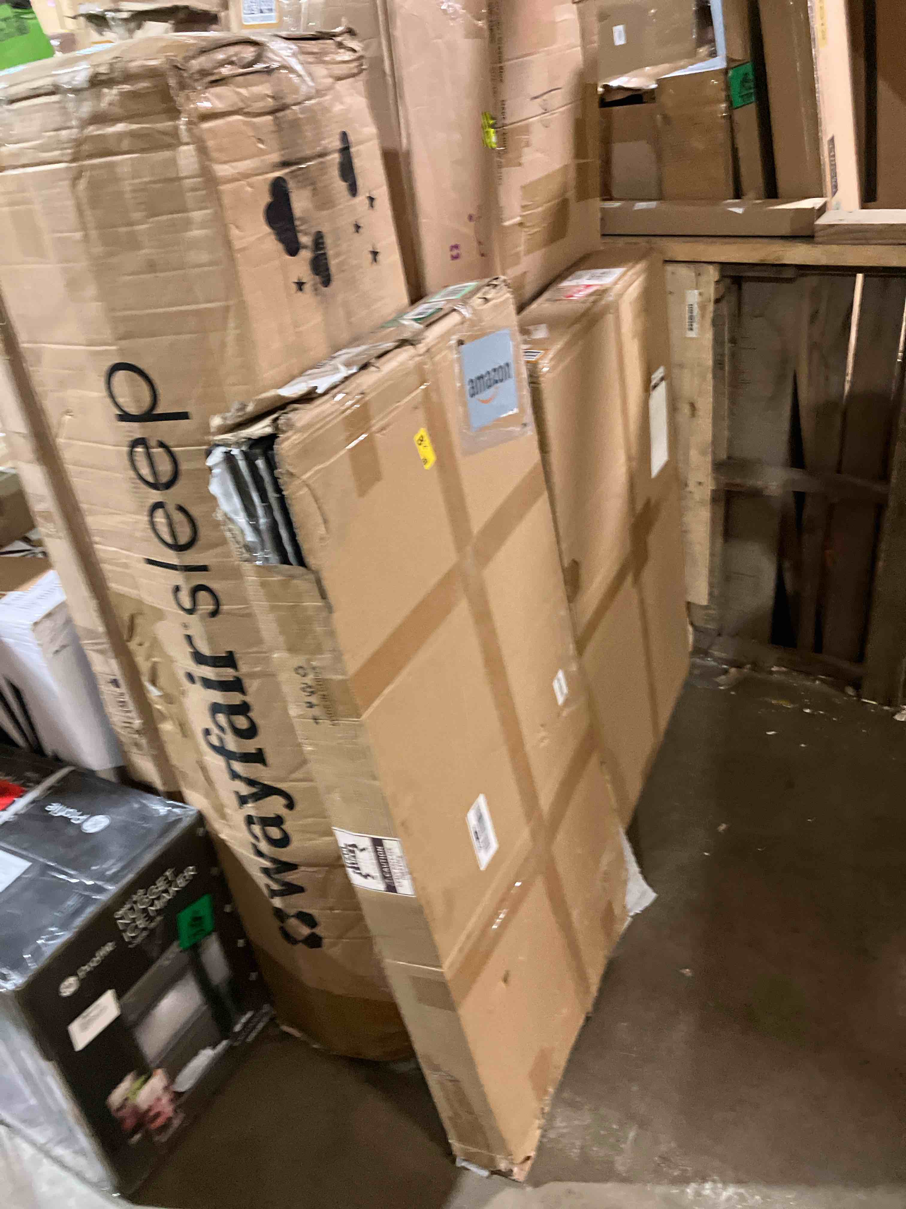 https://s3.amazonaws.com/lotting-images-prod/phillipi/BRN1920593_1753795336702.jpeg