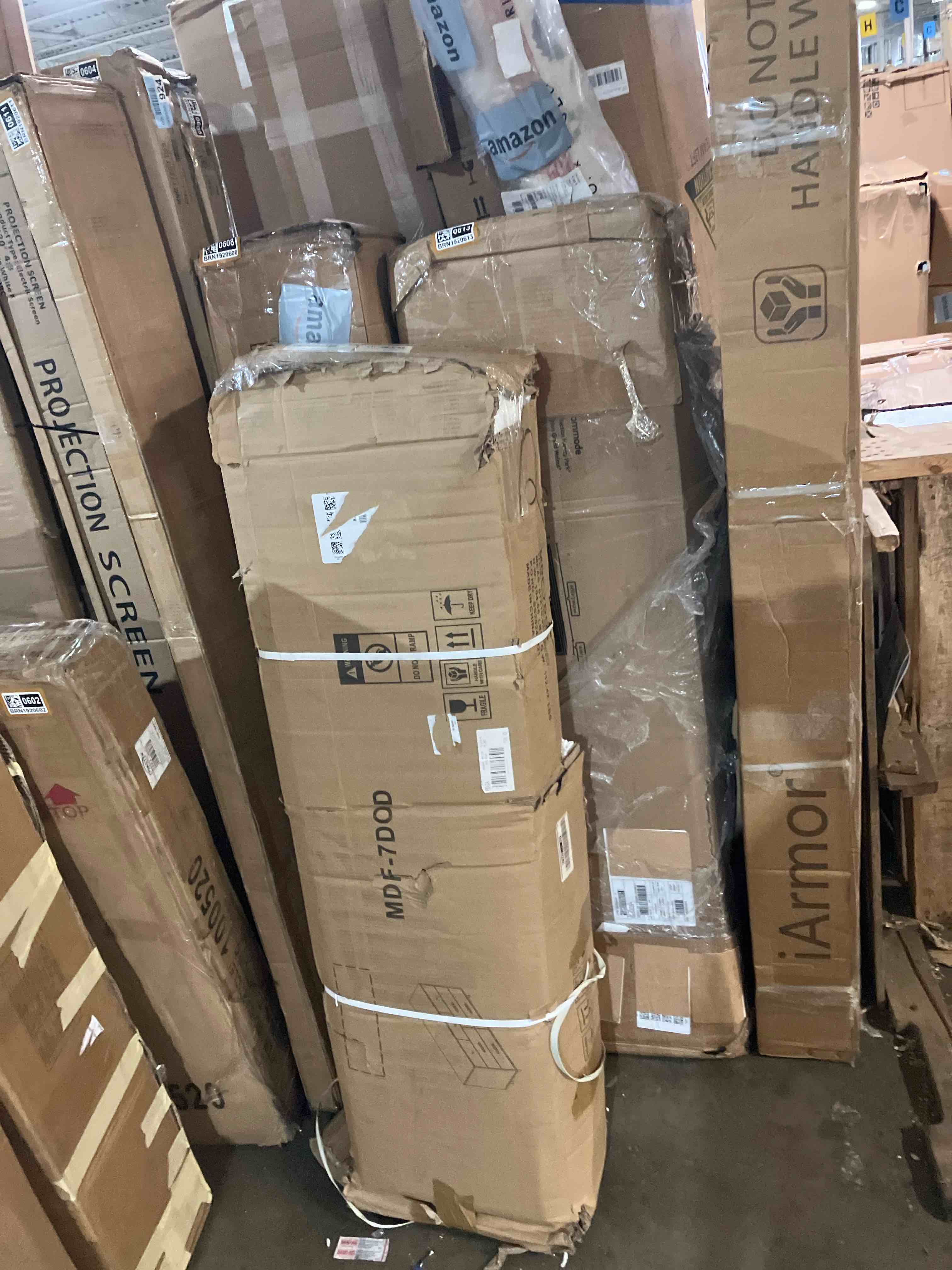 https://s3.amazonaws.com/lotting-images-prod/phillipi/BRN1920616_1753802829397.jpeg