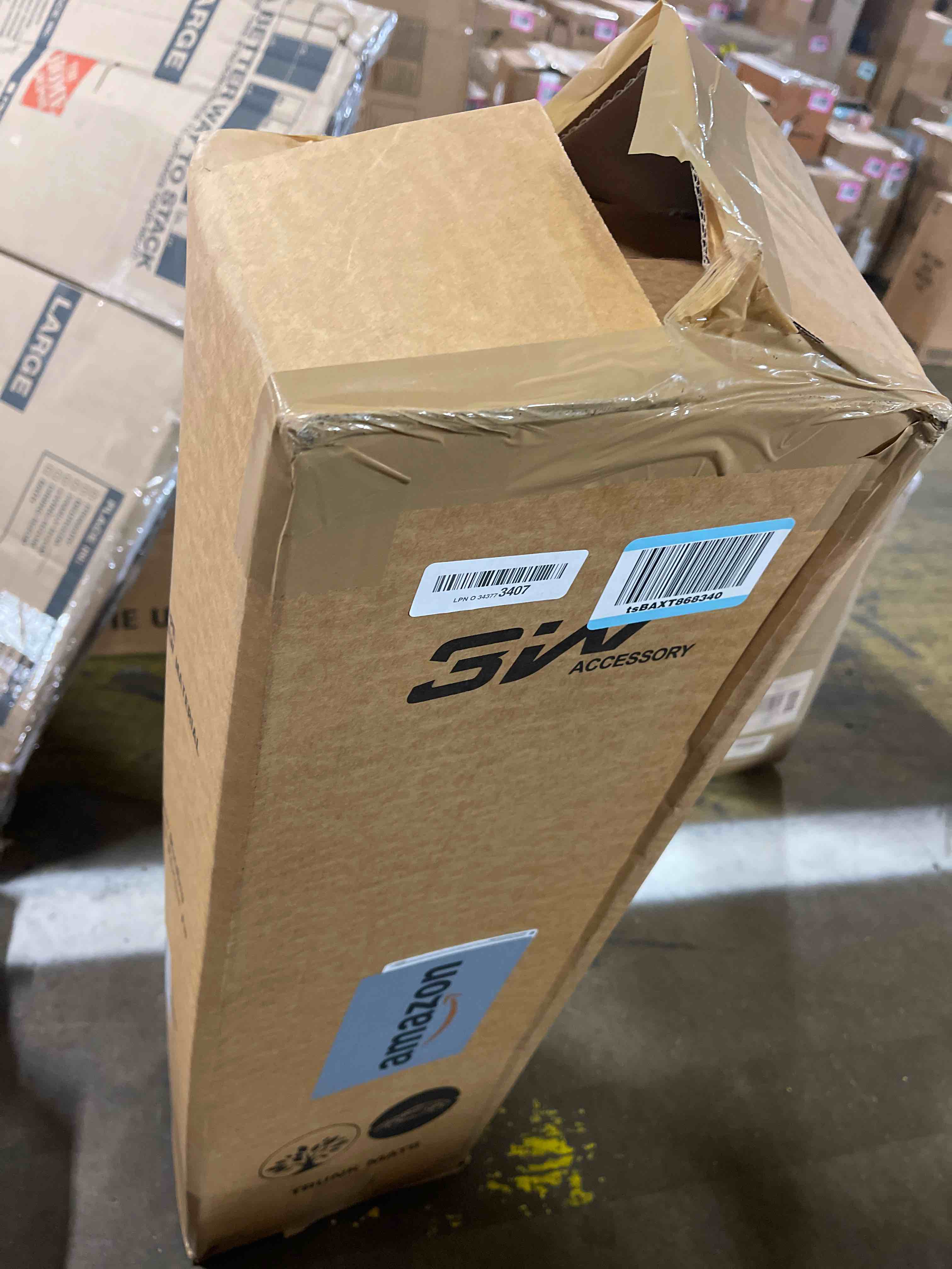 https://s3.amazonaws.com/lotting-images-prod/phillipi/BRN1920696_1753884984689.jpeg