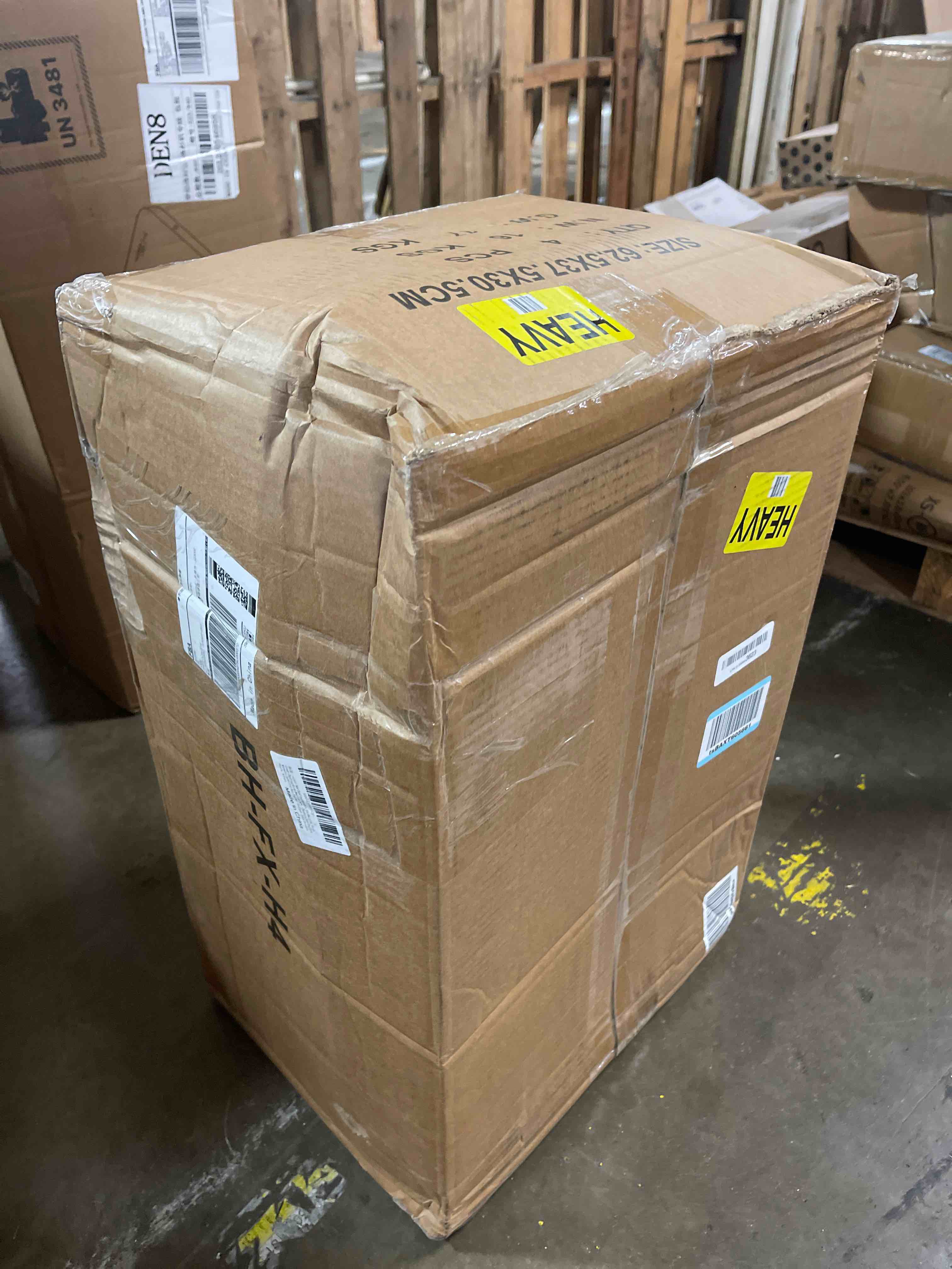 https://s3.amazonaws.com/lotting-images-prod/phillipi/BRN1920705_1753883973481.jpeg