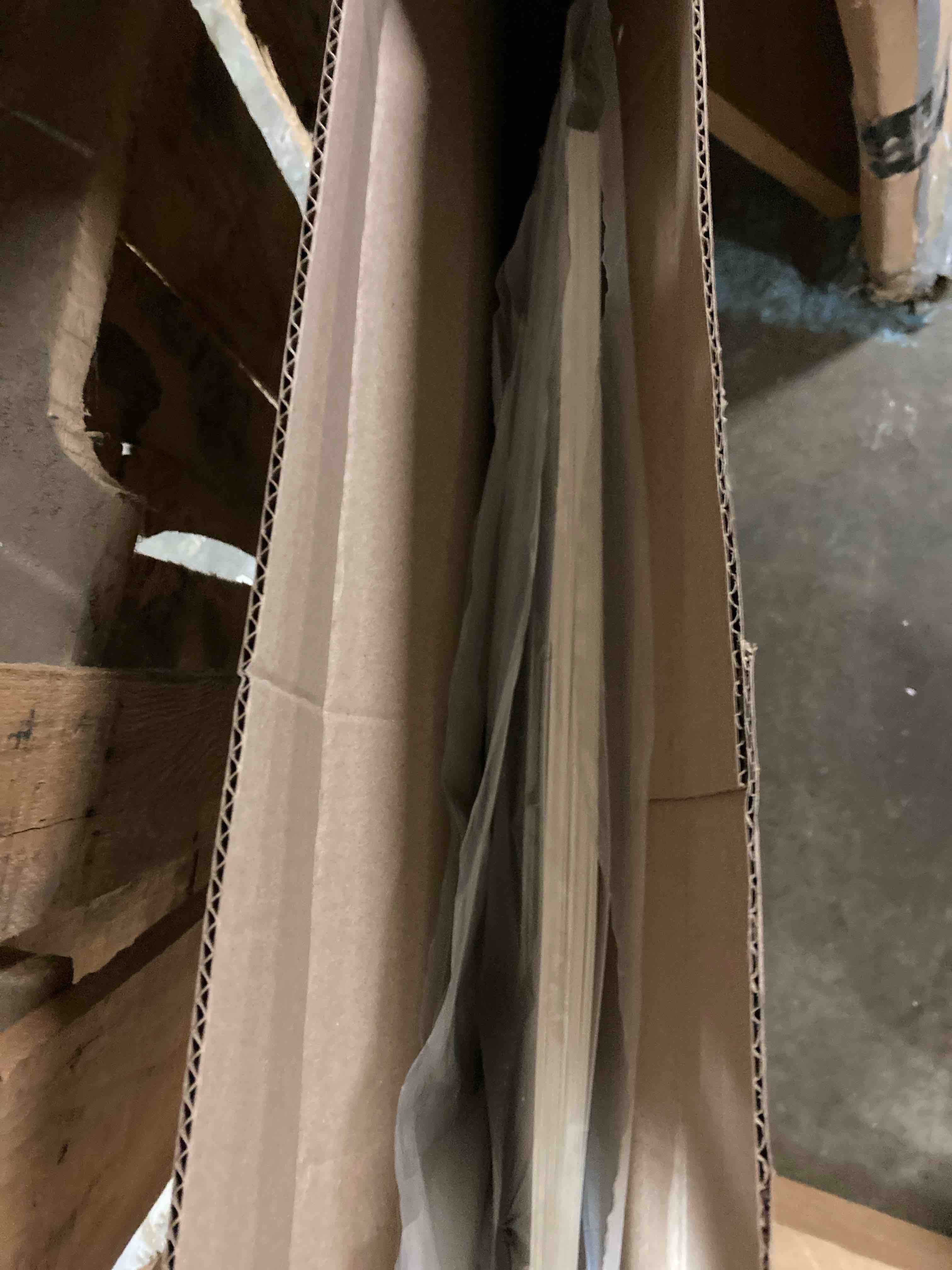 https://s3.amazonaws.com/lotting-images-prod/phillipi/BRN1920727_1753878821558.jpeg