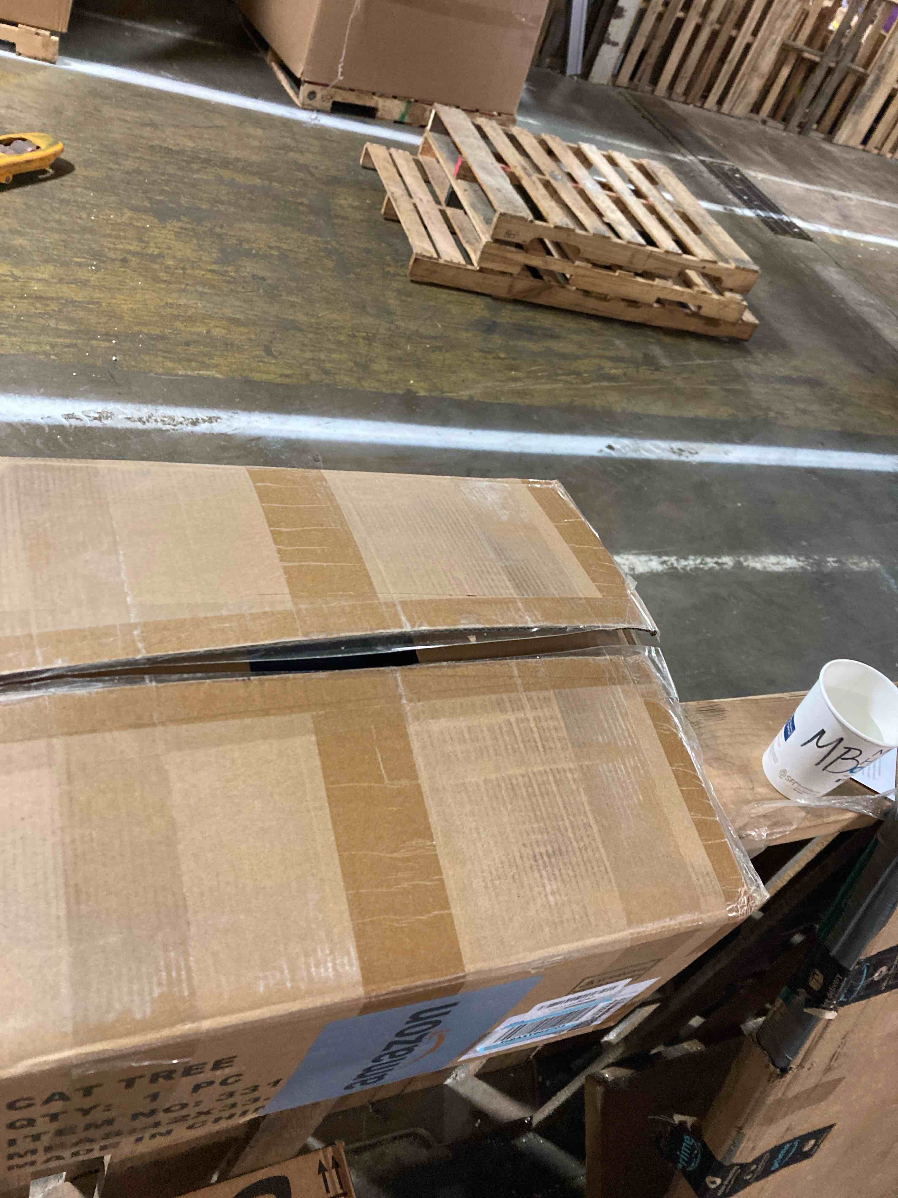 https://s3.amazonaws.com/lotting-images-prod/phillipi/BRN1920730_1753878395590.jpeg
