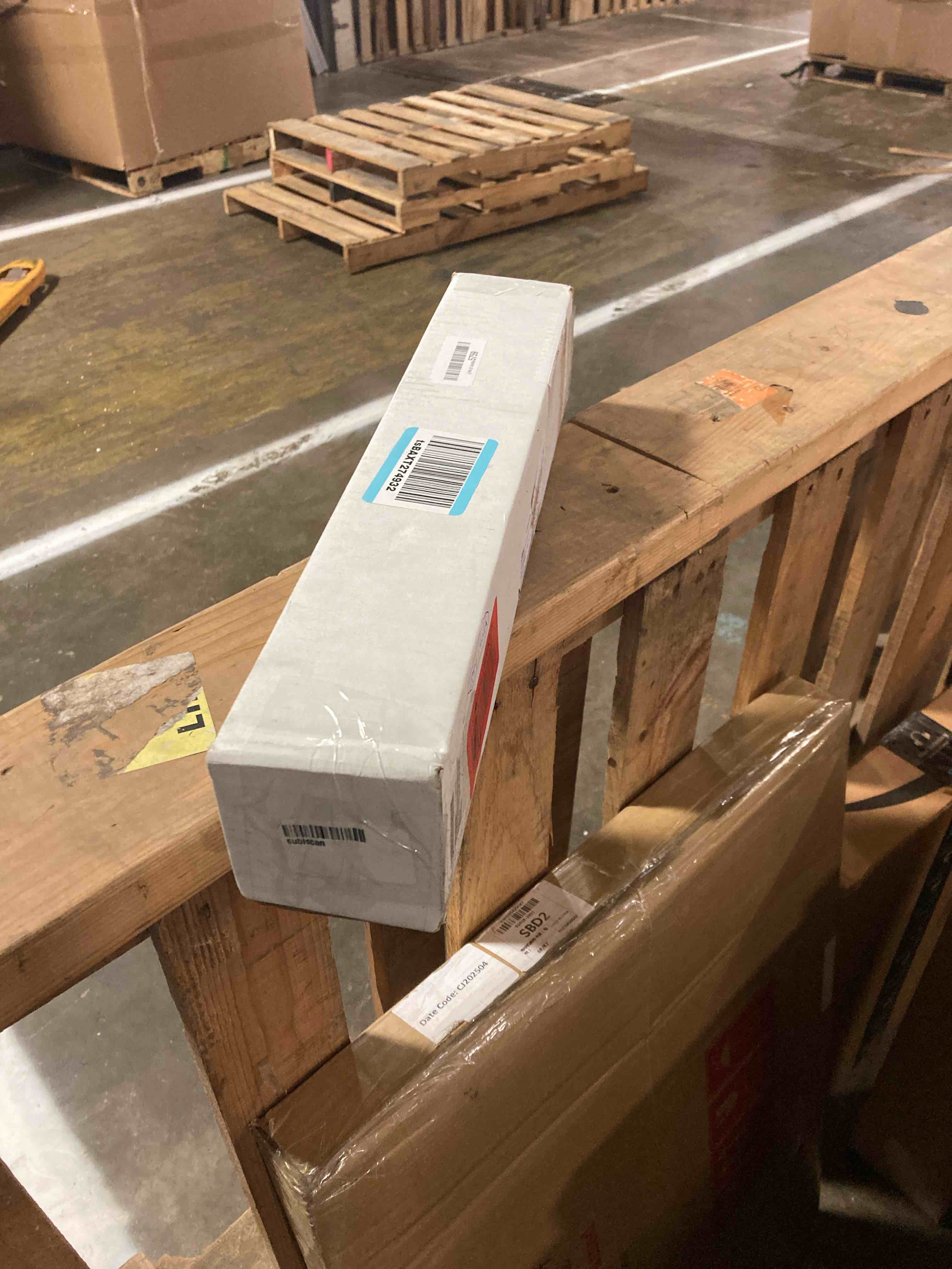 https://s3.amazonaws.com/lotting-images-prod/phillipi/BRN1920747_1753824628640.jpeg