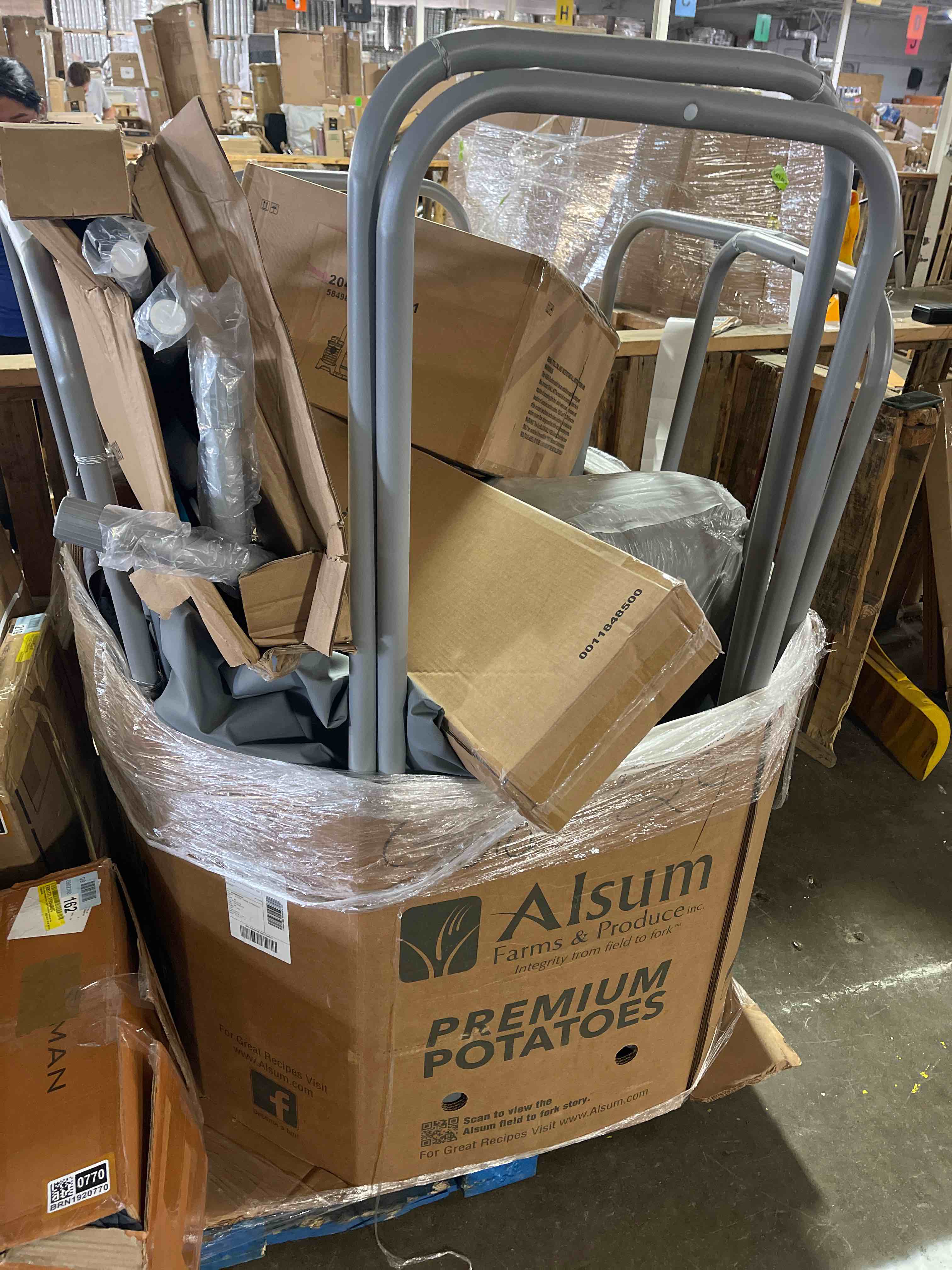 https://s3.amazonaws.com/lotting-images-prod/phillipi/BRN1920769_1753821867013.jpeg