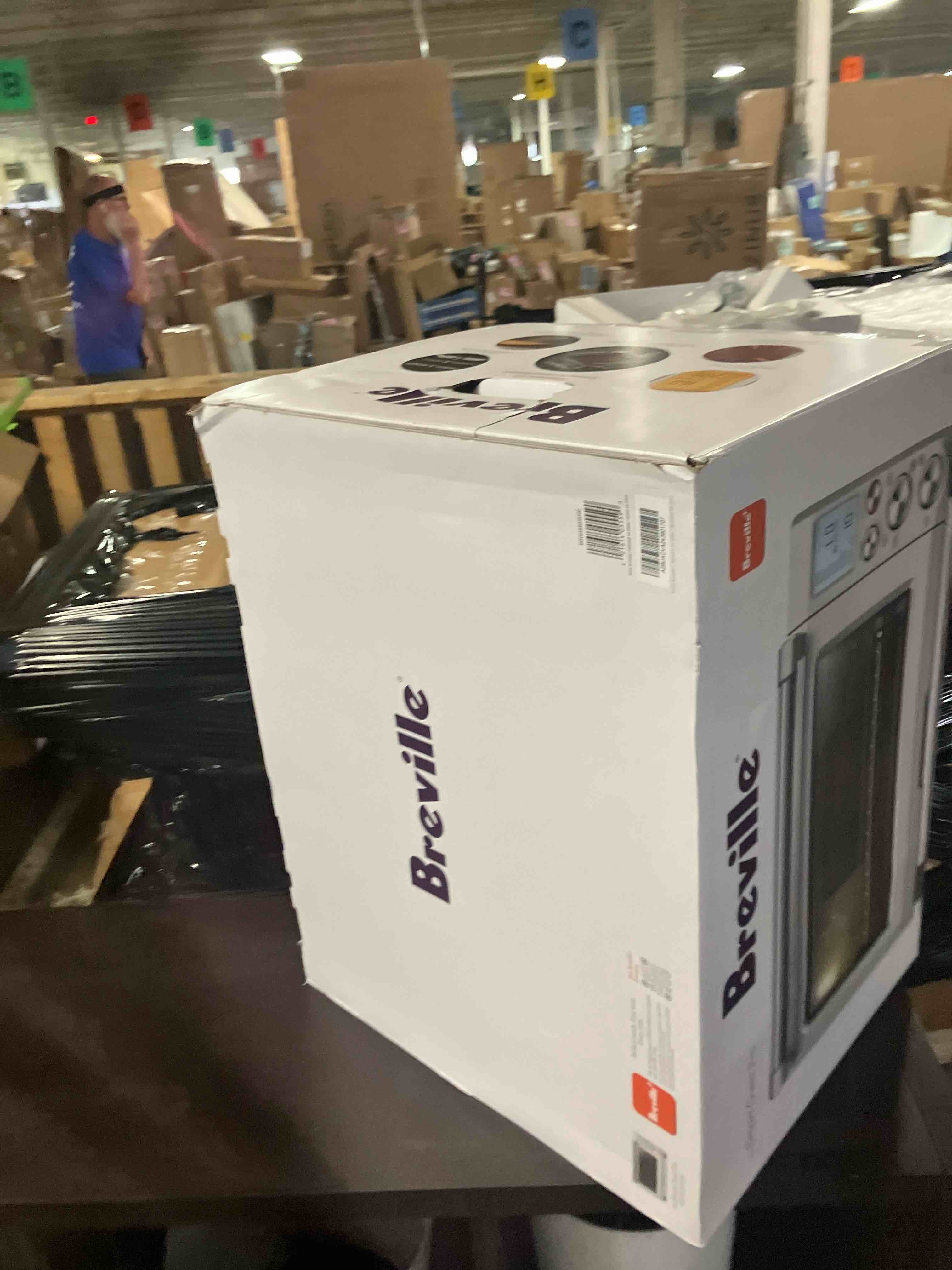 https://s3.amazonaws.com/lotting-images-prod/phillipi/BRN1921044_1753452295995.jpeg