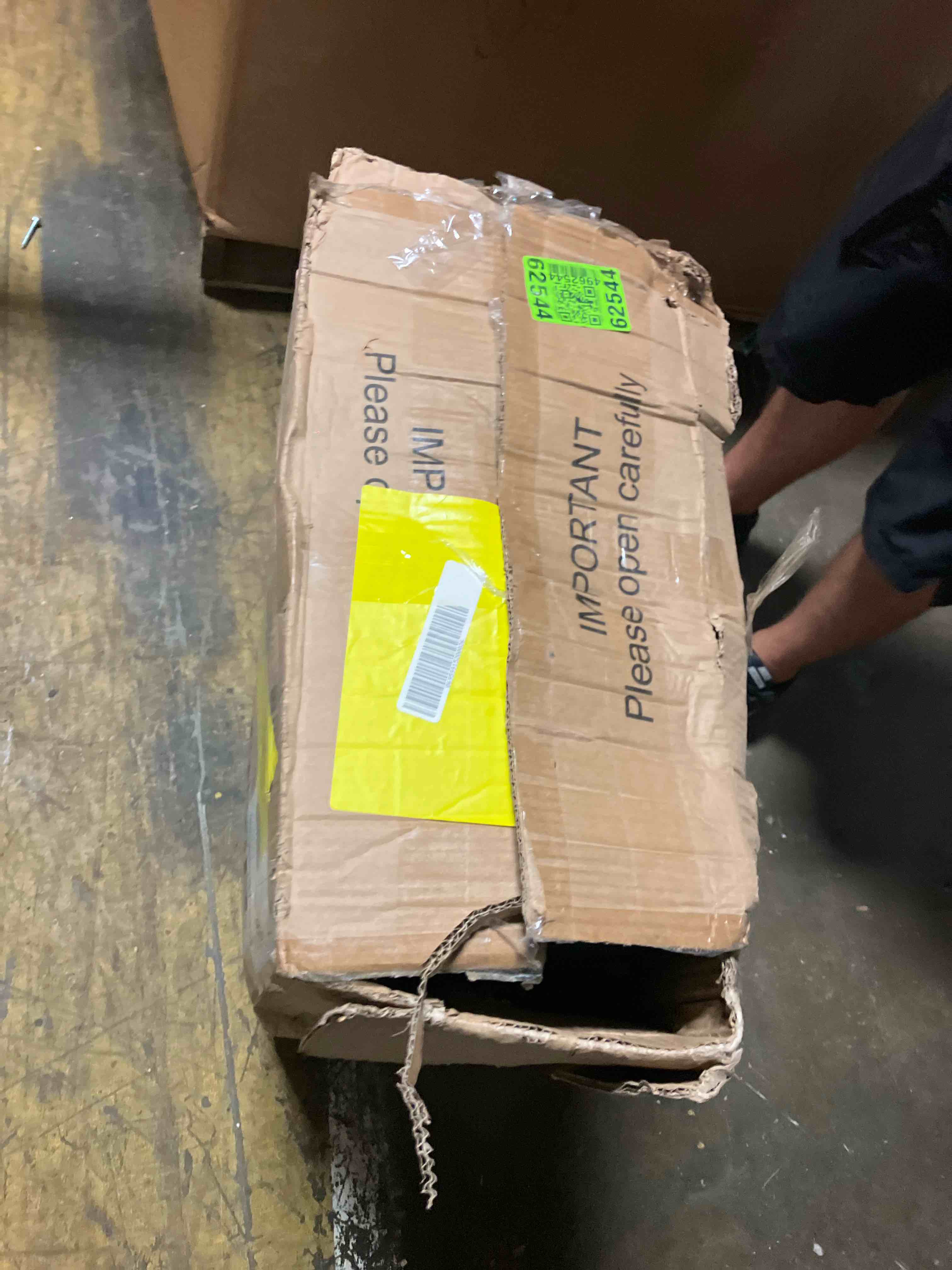 https://s3.amazonaws.com/lotting-images-prod/phillipi/BRN1921148_1753897764575.jpeg
