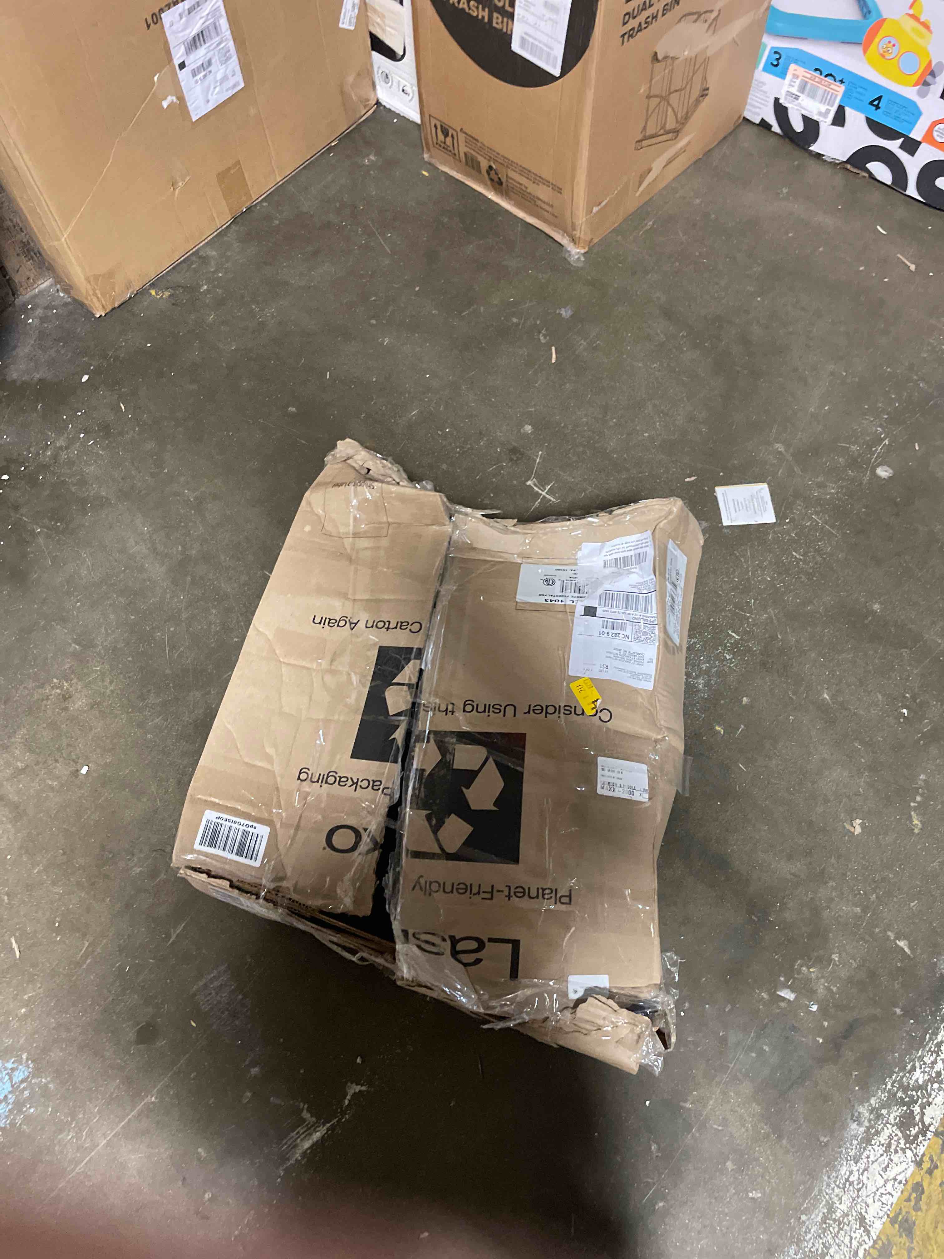 https://s3.amazonaws.com/lotting-images-prod/phillipi/BRN1921158_1753896757383.jpeg
