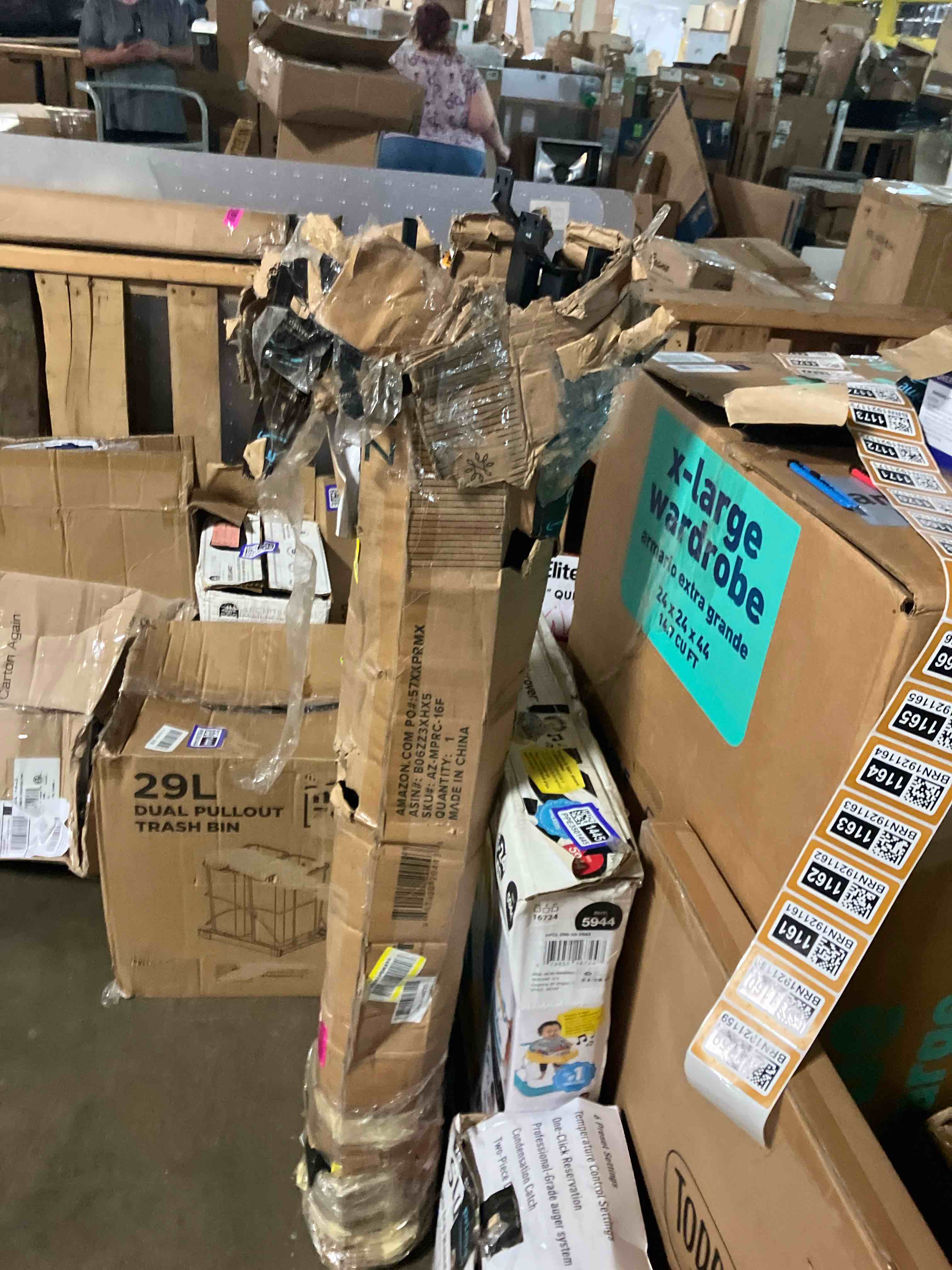https://s3.amazonaws.com/lotting-images-prod/phillipi/BRN1921159_1753897135255.jpeg