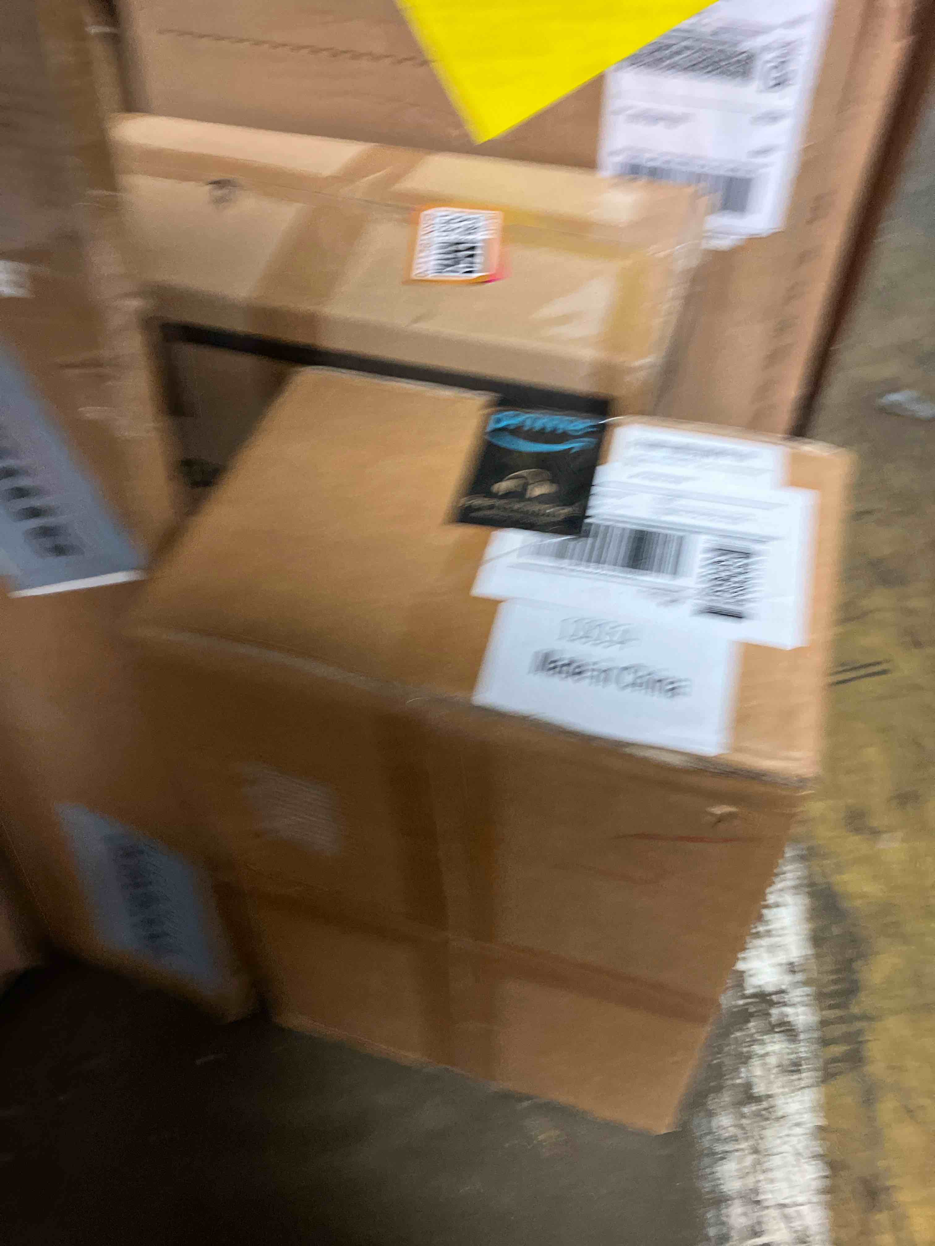 https://s3.amazonaws.com/lotting-images-prod/phillipi/BRN1921161_1753899838499.jpeg