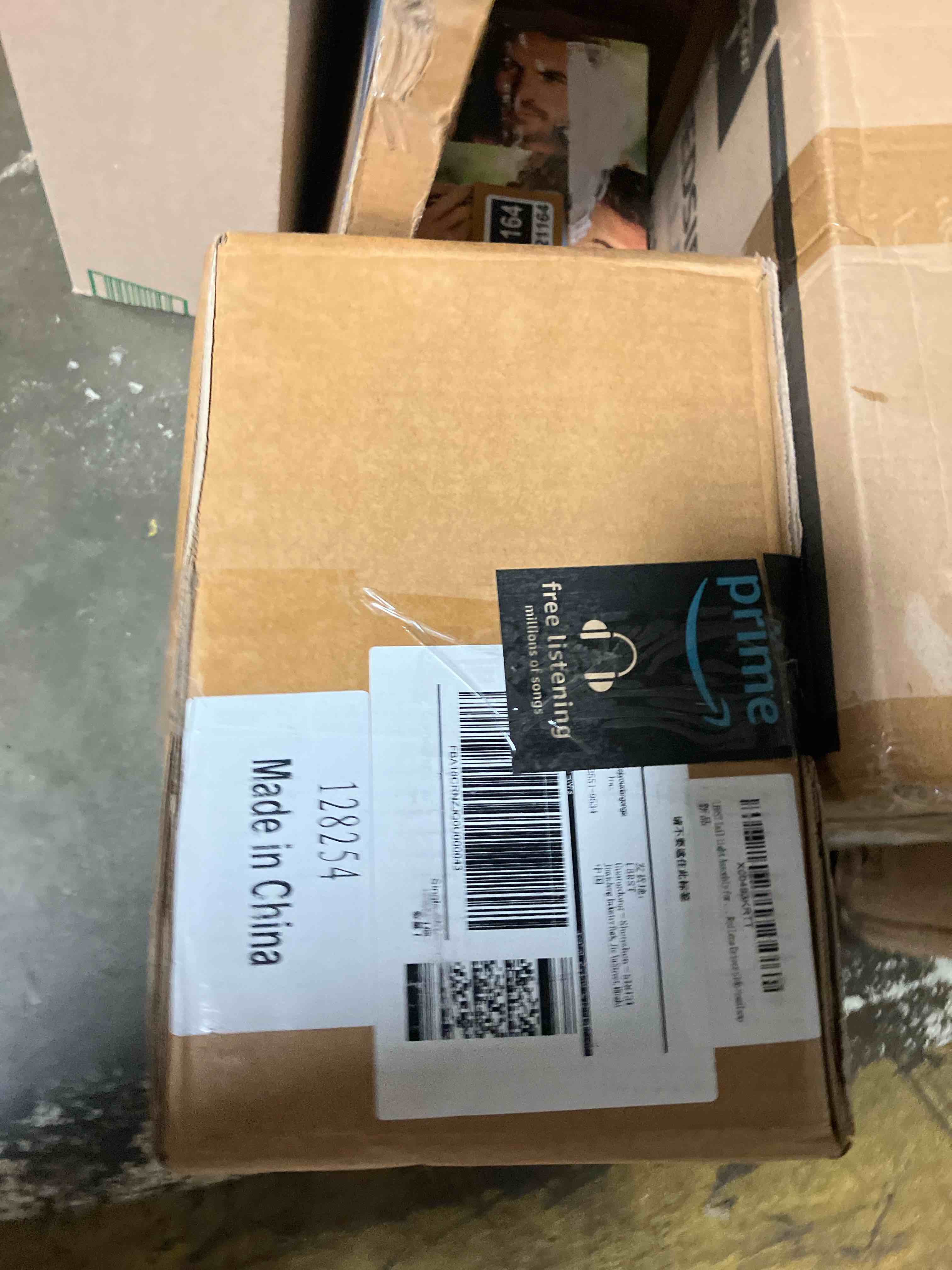 https://s3.amazonaws.com/lotting-images-prod/phillipi/BRN1921161_1753899839771.jpeg