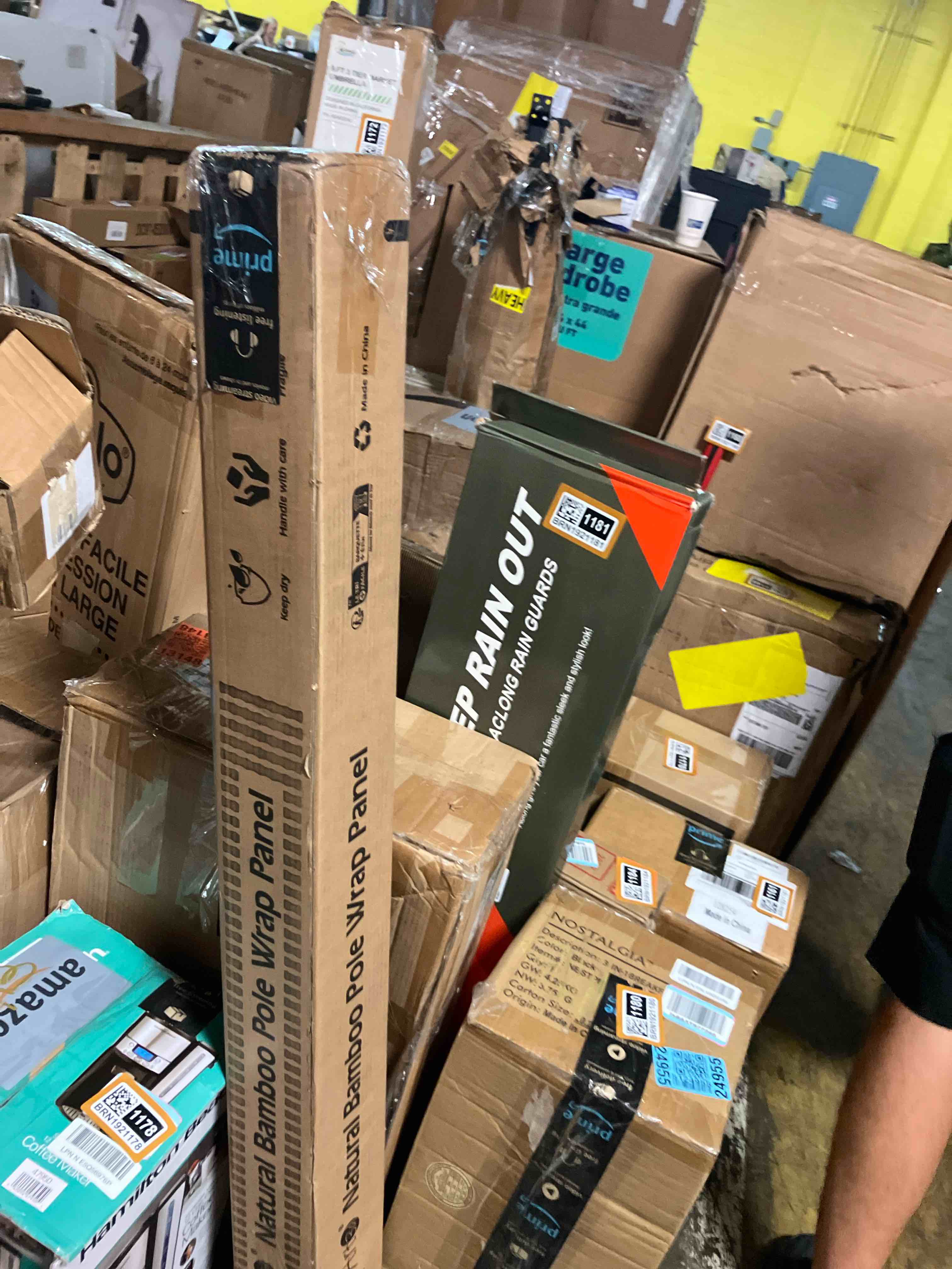 https://s3.amazonaws.com/lotting-images-prod/phillipi/BRN1921177_1753901849466.jpeg