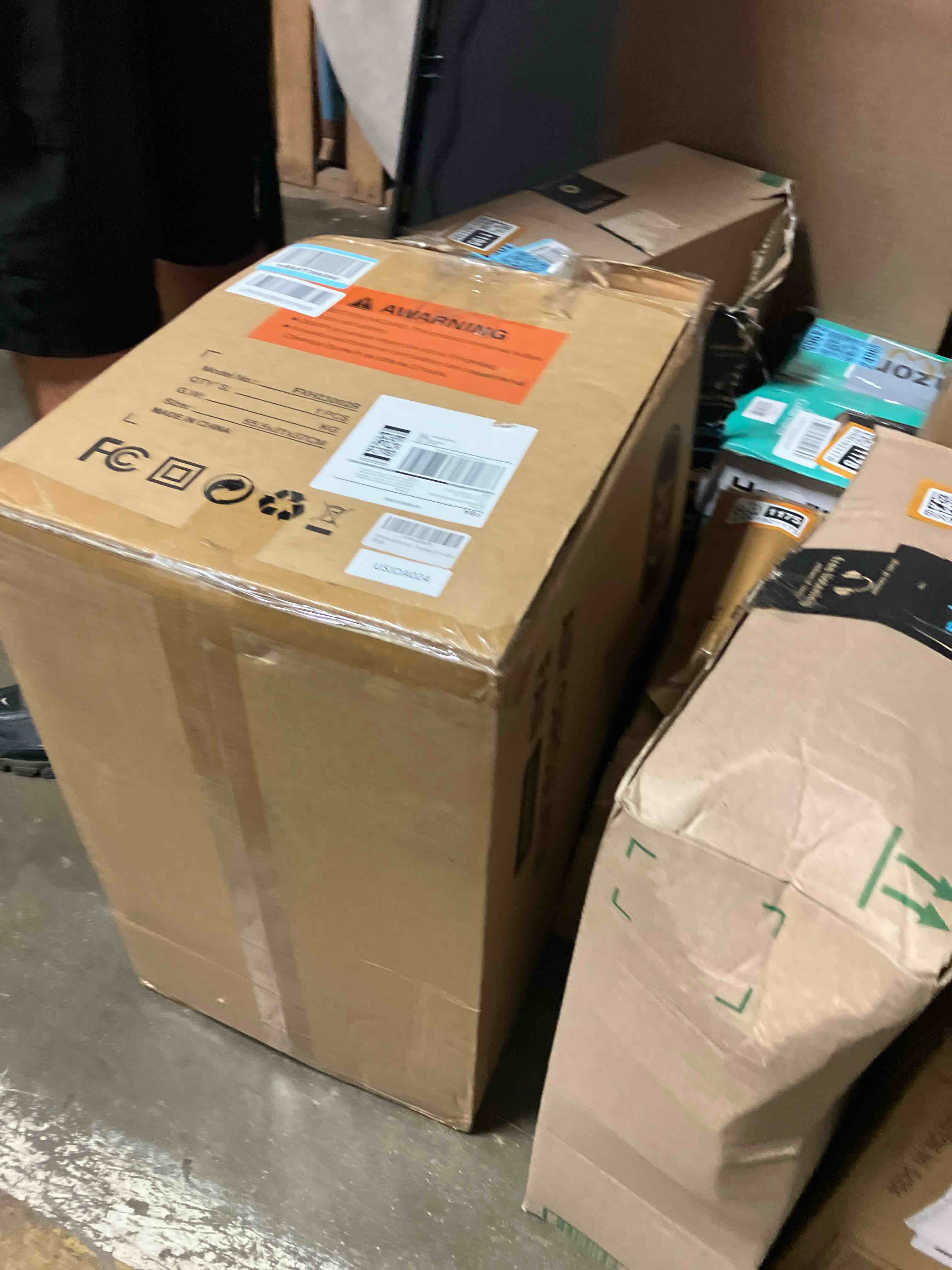 https://s3.amazonaws.com/lotting-images-prod/phillipi/BRN1921194_1753902766143.jpeg