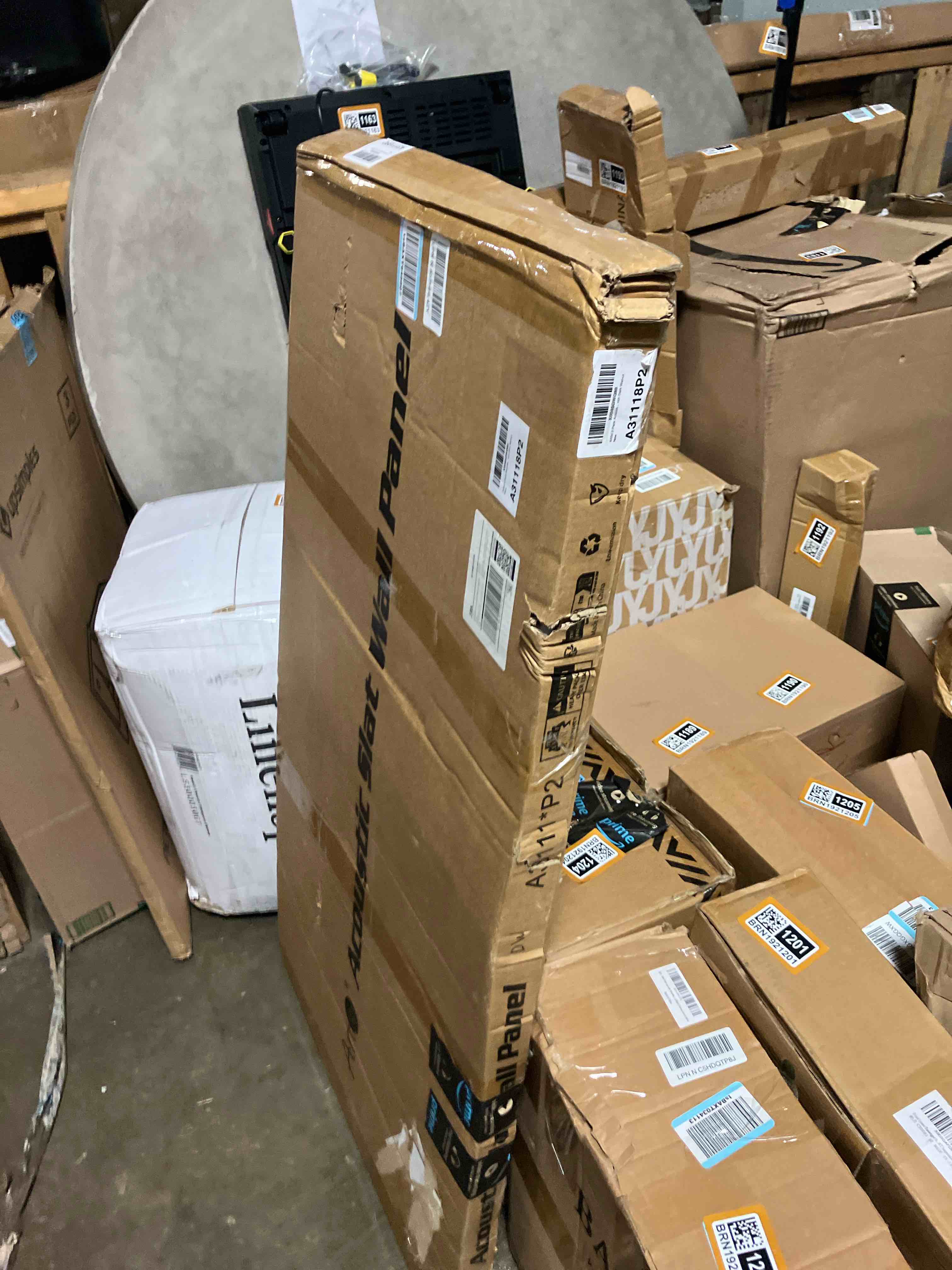 https://s3.amazonaws.com/lotting-images-prod/phillipi/BRN1921197_1753906135175.jpeg