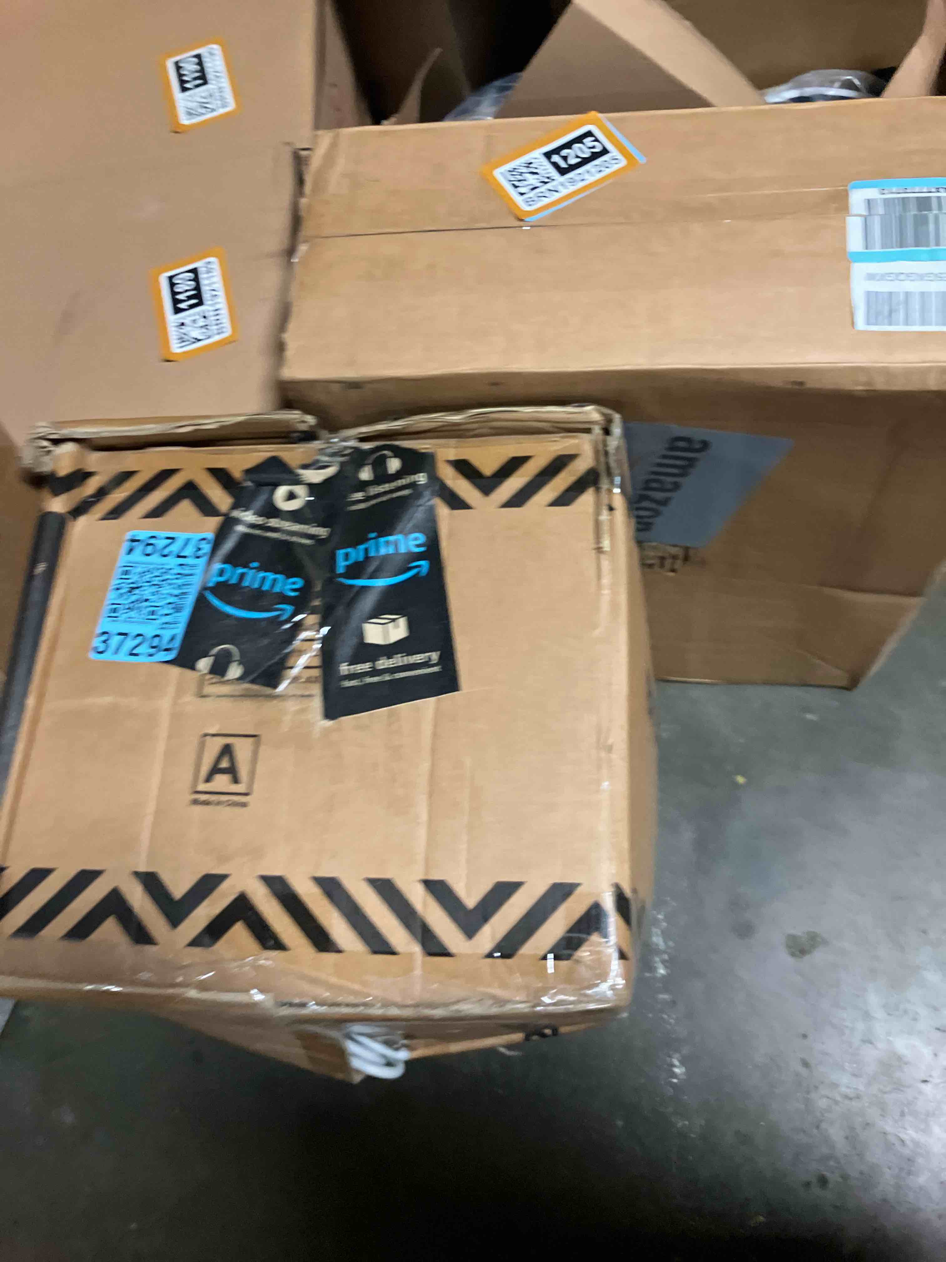 https://s3.amazonaws.com/lotting-images-prod/phillipi/BRN1921204_1753905493266.jpeg