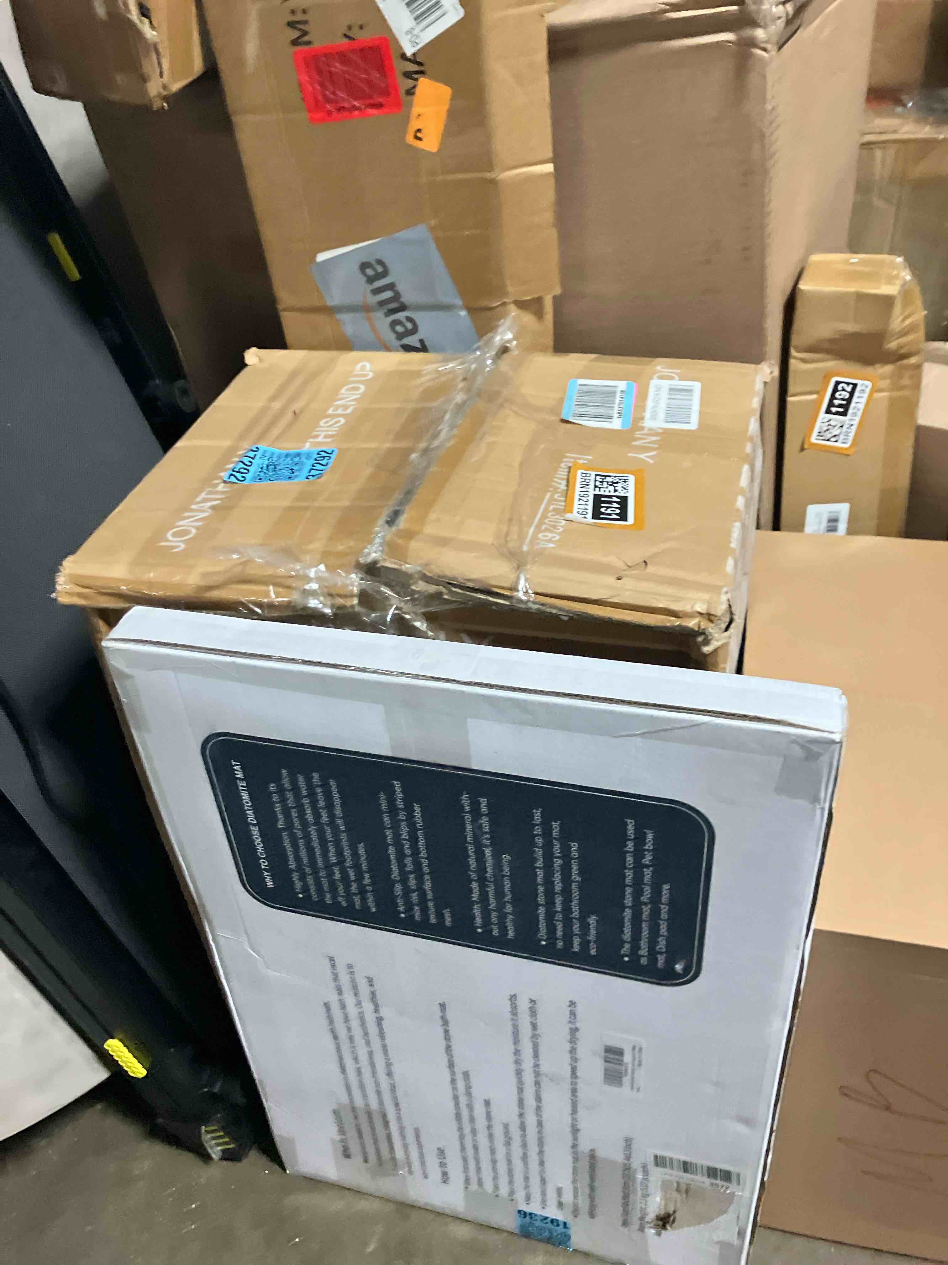 https://s3.amazonaws.com/lotting-images-prod/phillipi/BRN1921206_1753905293891.jpeg
