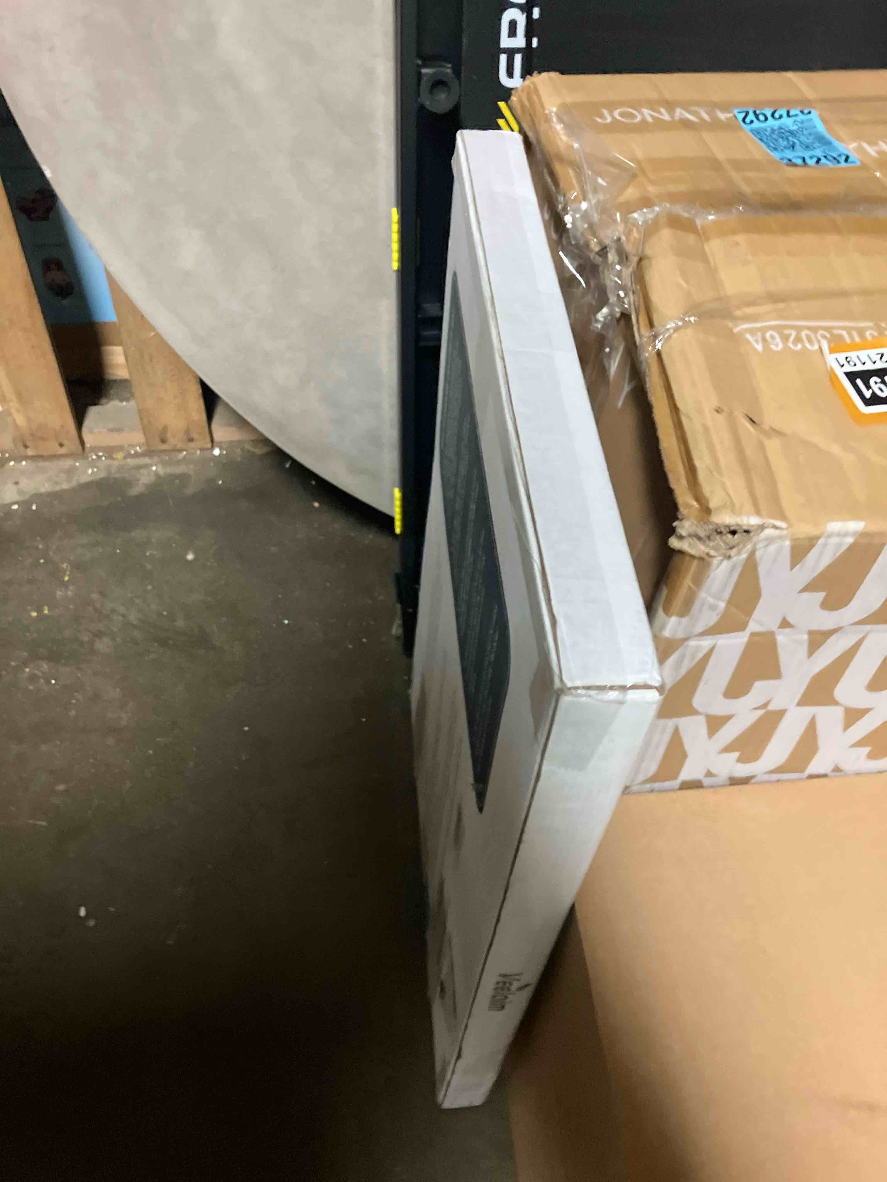 https://s3.amazonaws.com/lotting-images-prod/phillipi/BRN1921206_1753905295900.jpeg