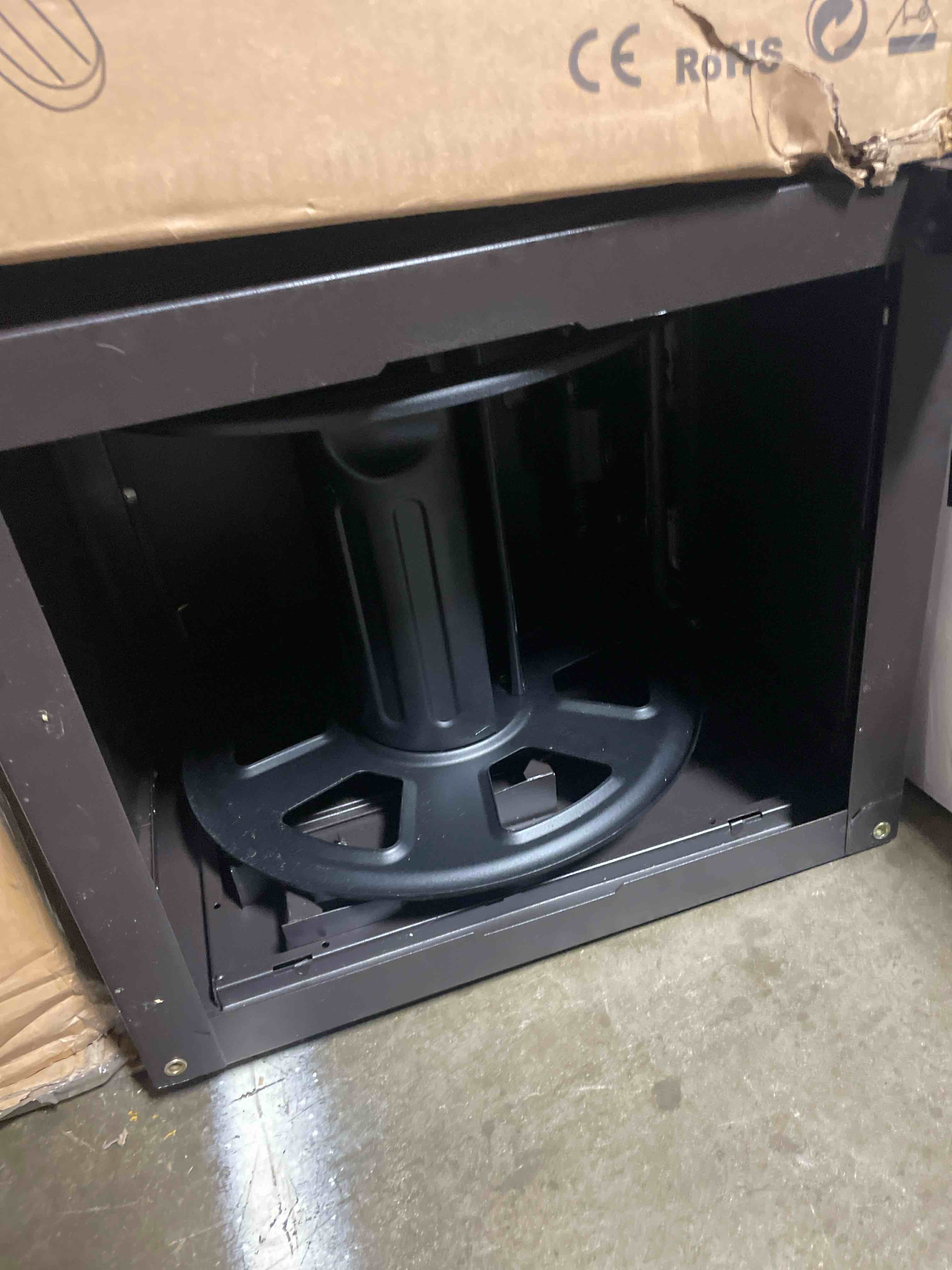https://s3.amazonaws.com/lotting-images-prod/phillipi/BRN1921212_1753910683794.jpeg