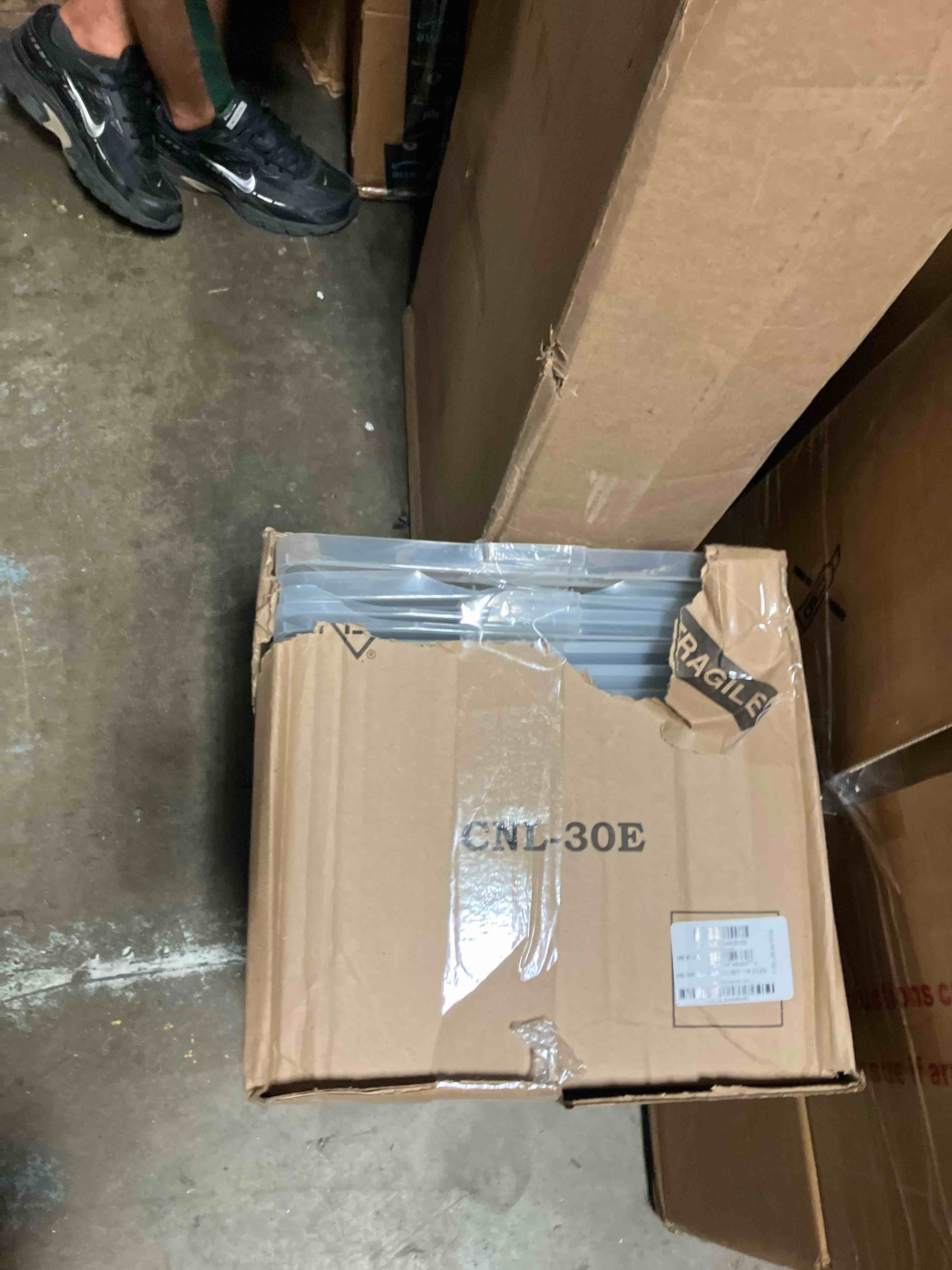 https://s3.amazonaws.com/lotting-images-prod/phillipi/BRN1921223_1753907348008.jpeg