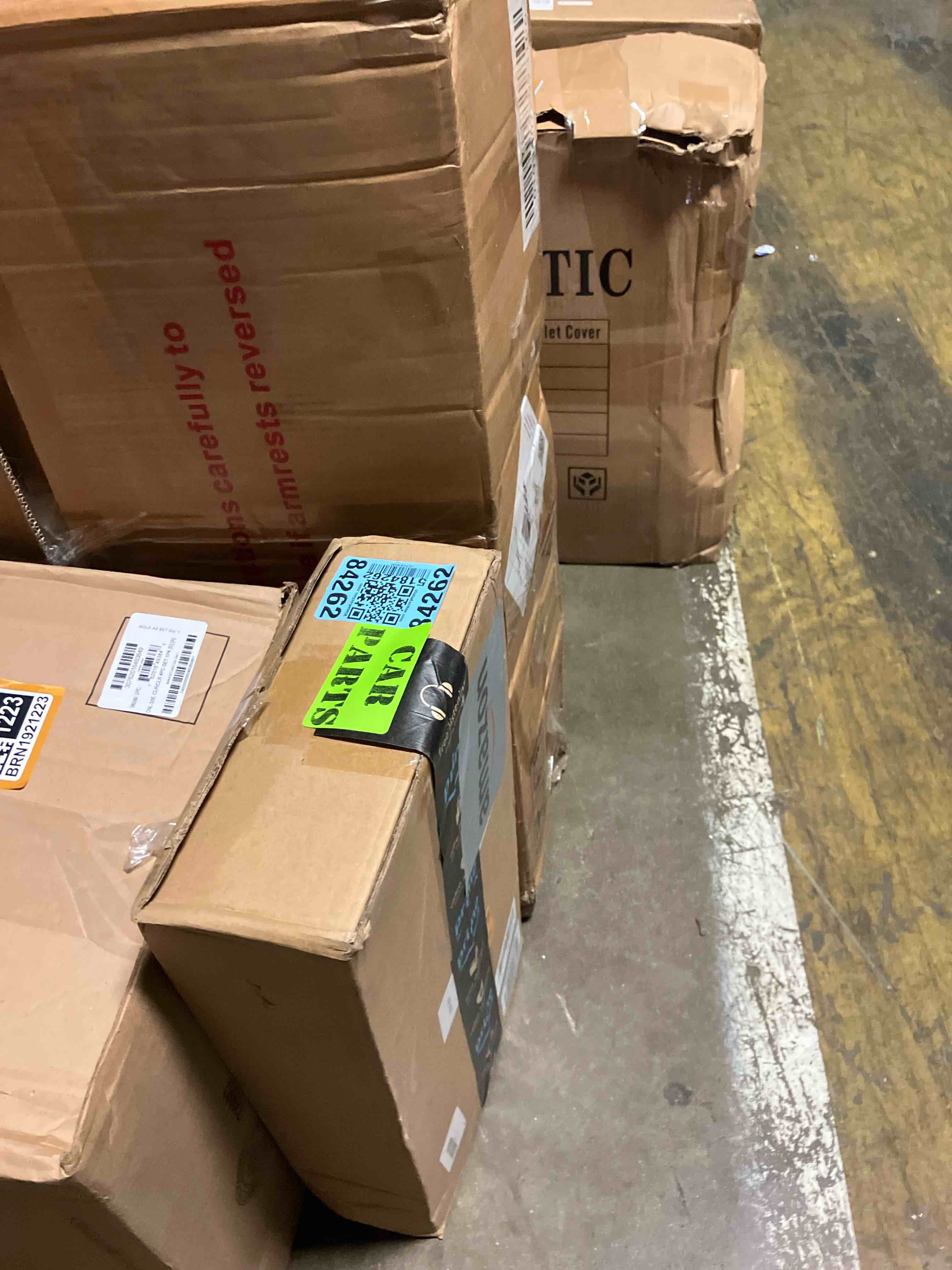 https://s3.amazonaws.com/lotting-images-prod/phillipi/BRN1921224_1753908324863.jpeg