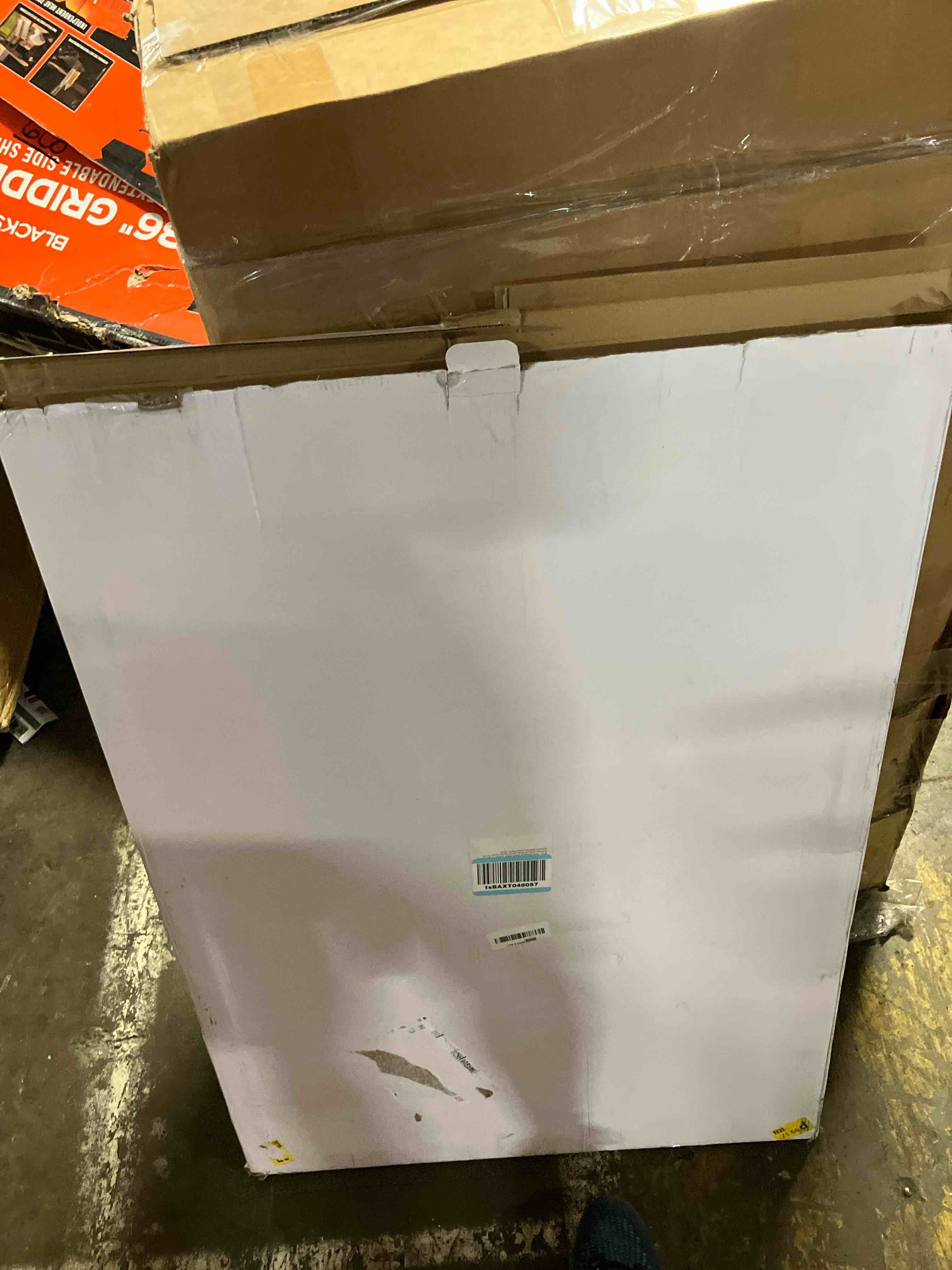 https://s3.amazonaws.com/lotting-images-prod/phillipi/BRN1921285_1753966726207.jpeg