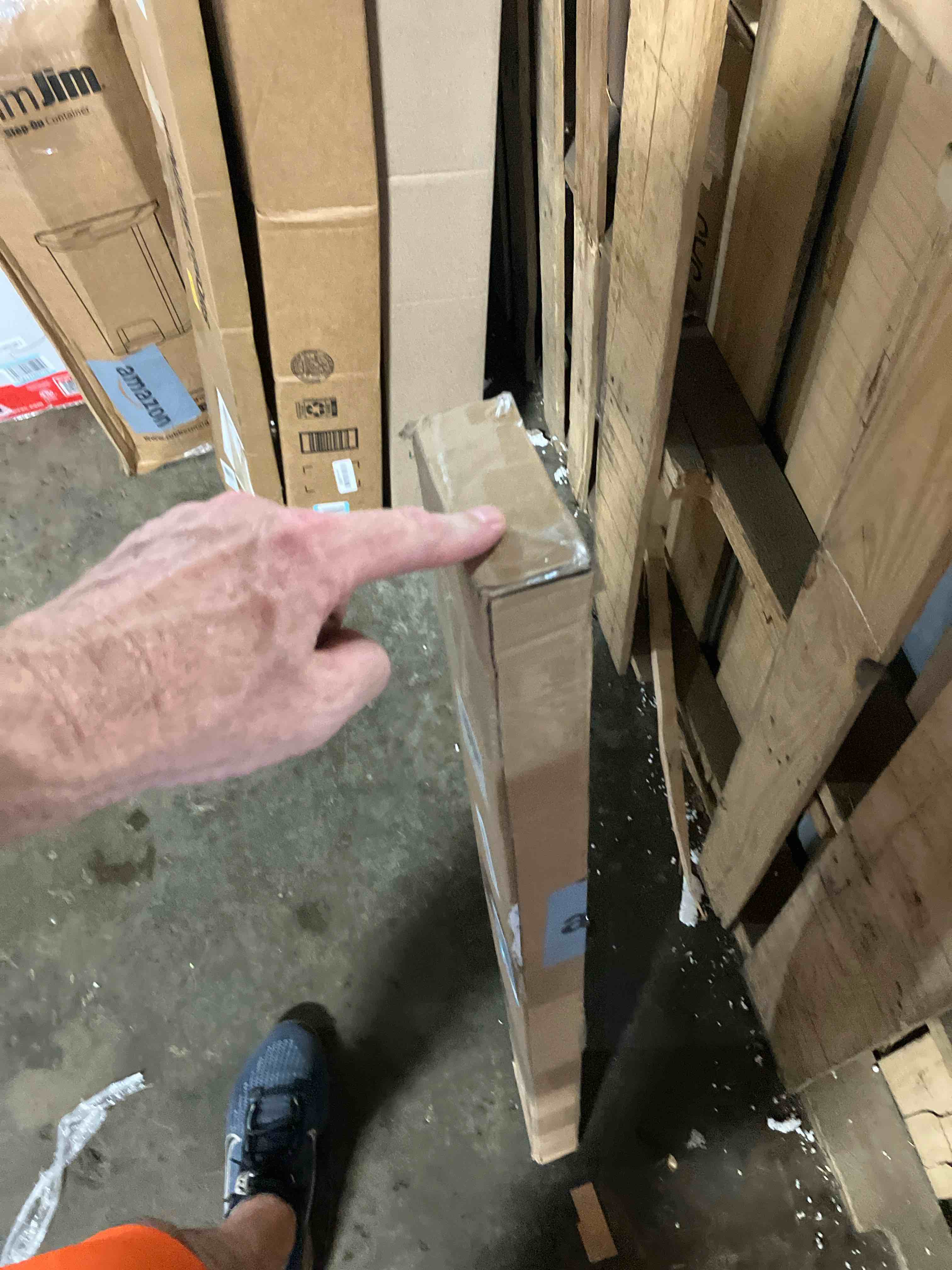 https://s3.amazonaws.com/lotting-images-prod/phillipi/BRN1921302_1753899778736.jpeg