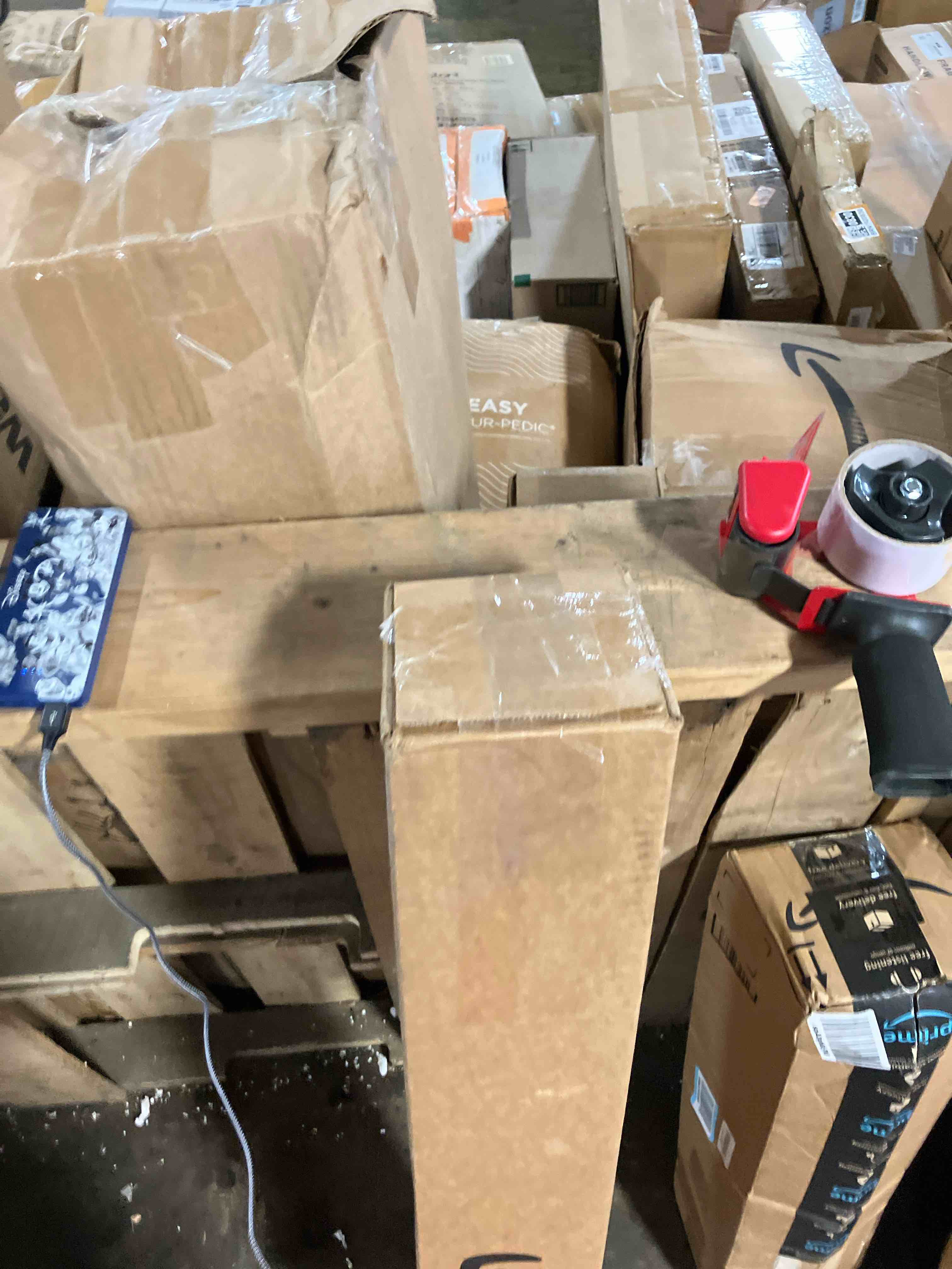 https://s3.amazonaws.com/lotting-images-prod/phillipi/BRN1921304_1753899533068.jpeg