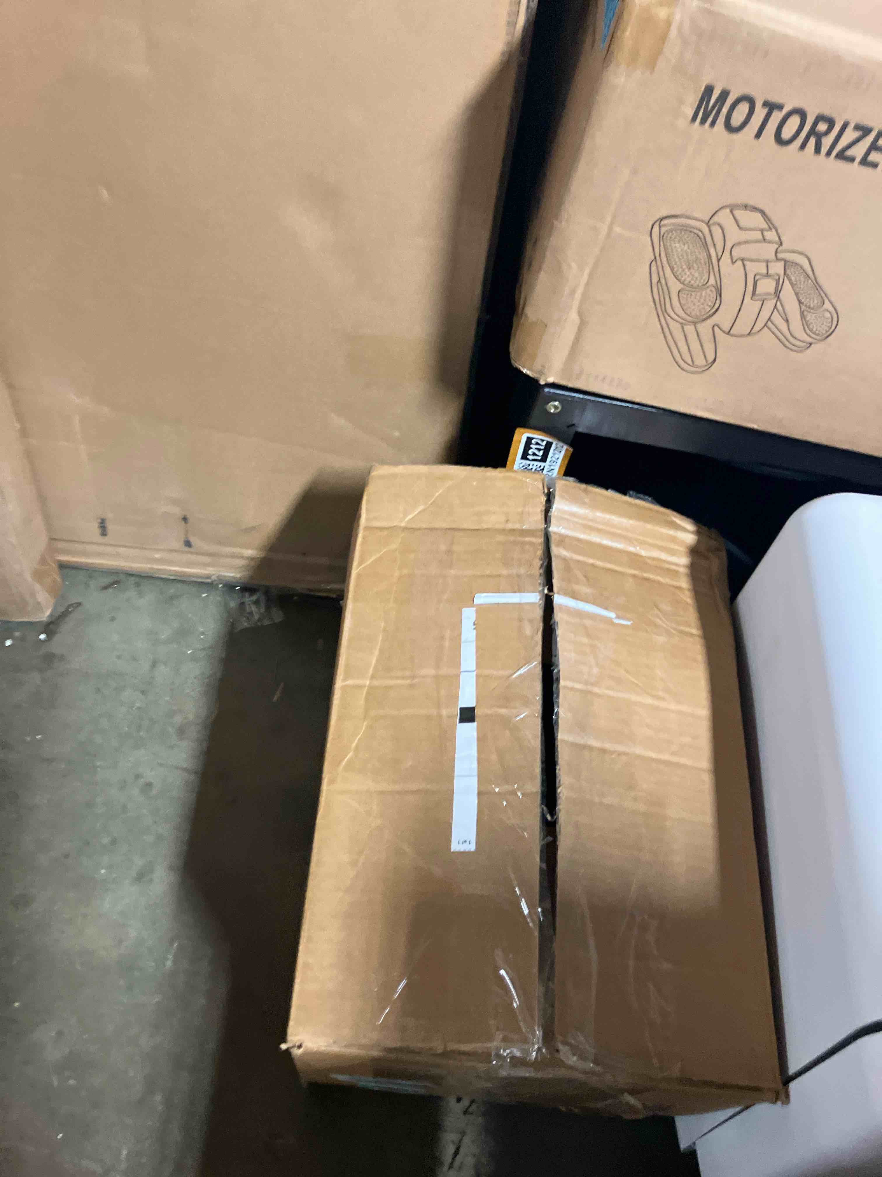 https://s3.amazonaws.com/lotting-images-prod/phillipi/BRN1921309_1753966918650.jpeg