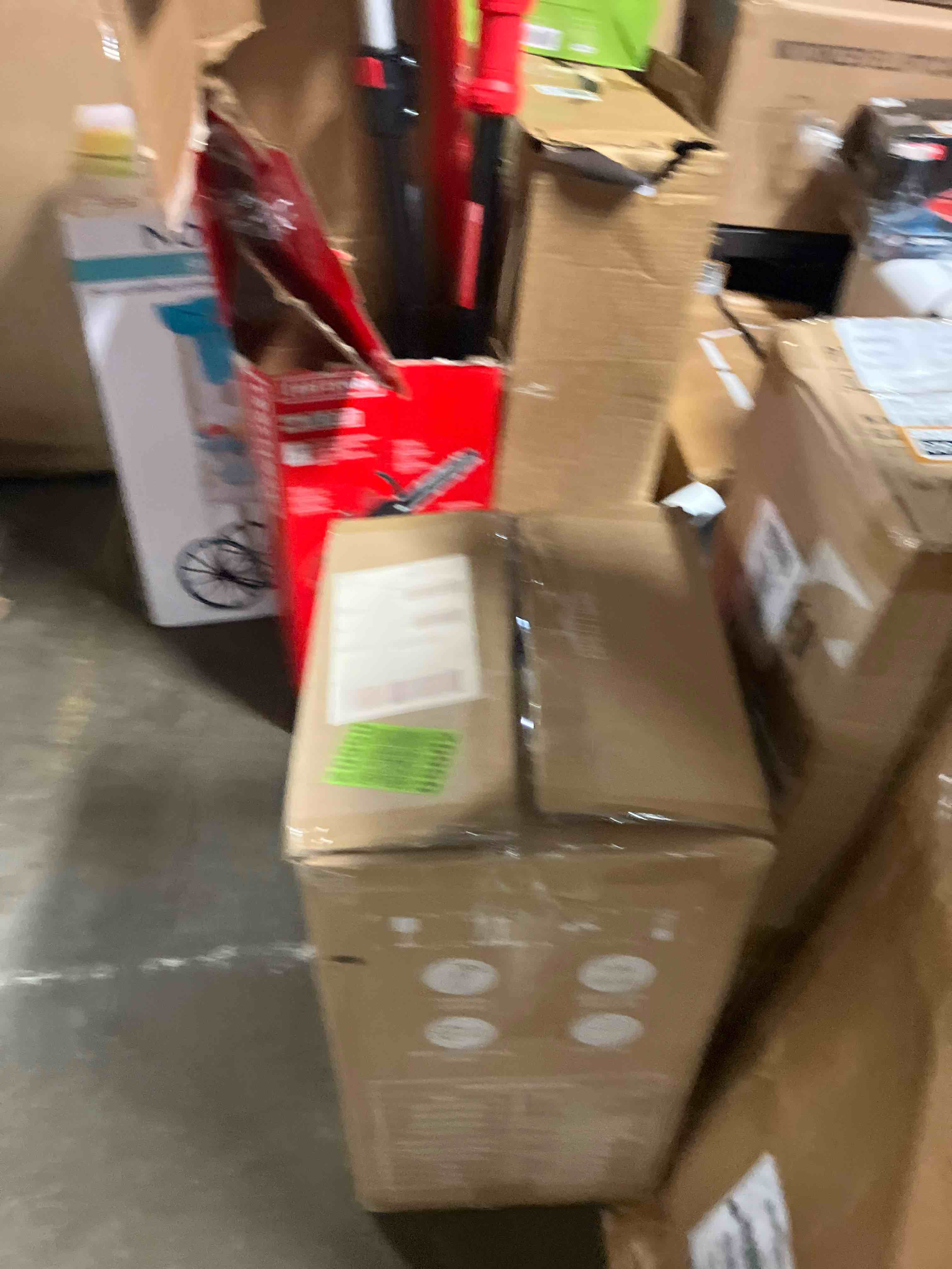 https://s3.amazonaws.com/lotting-images-prod/phillipi/BRN1921326_1753968349939.jpeg