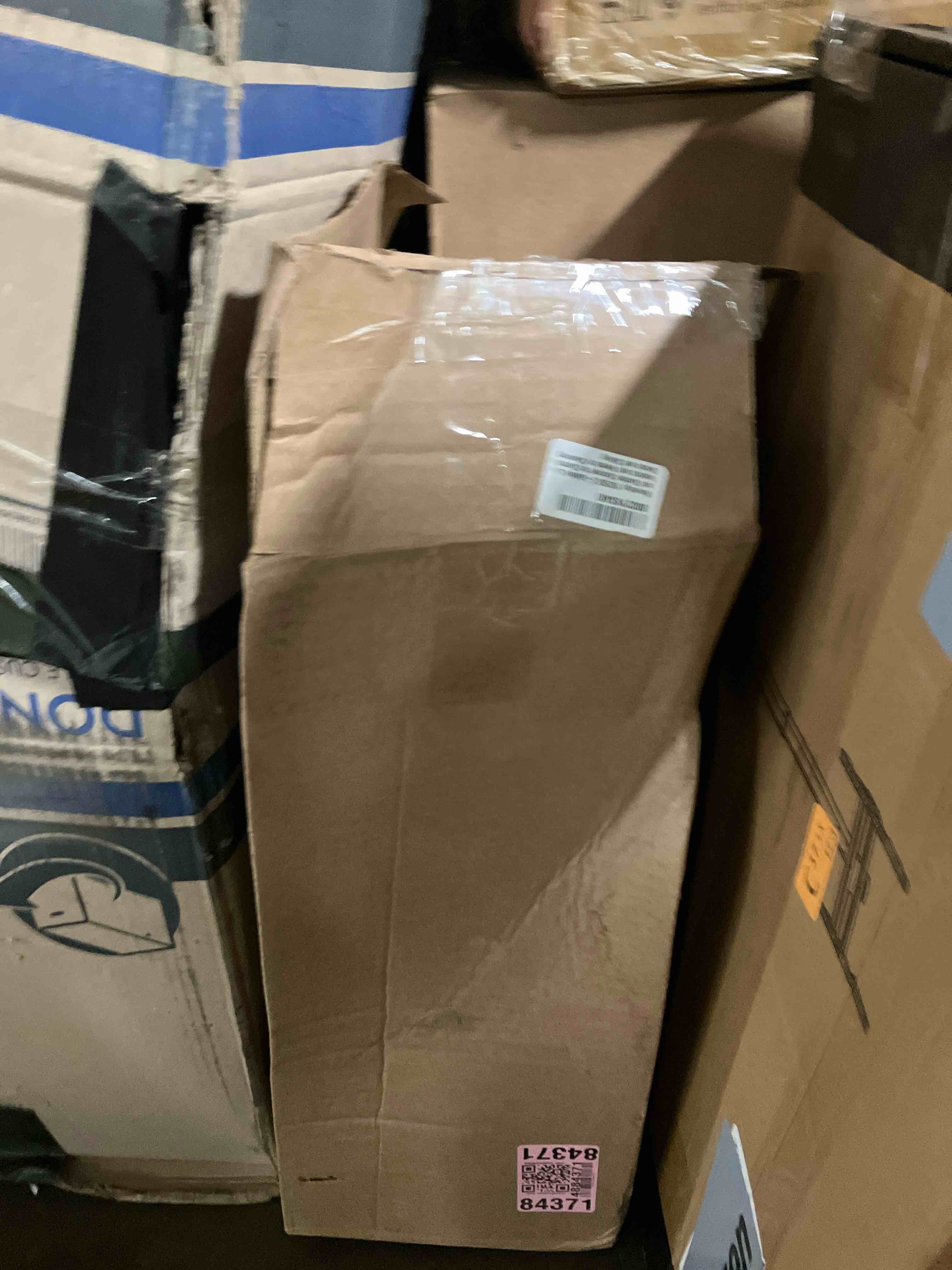 https://s3.amazonaws.com/lotting-images-prod/phillipi/BRN1921379_1753973461532.jpeg