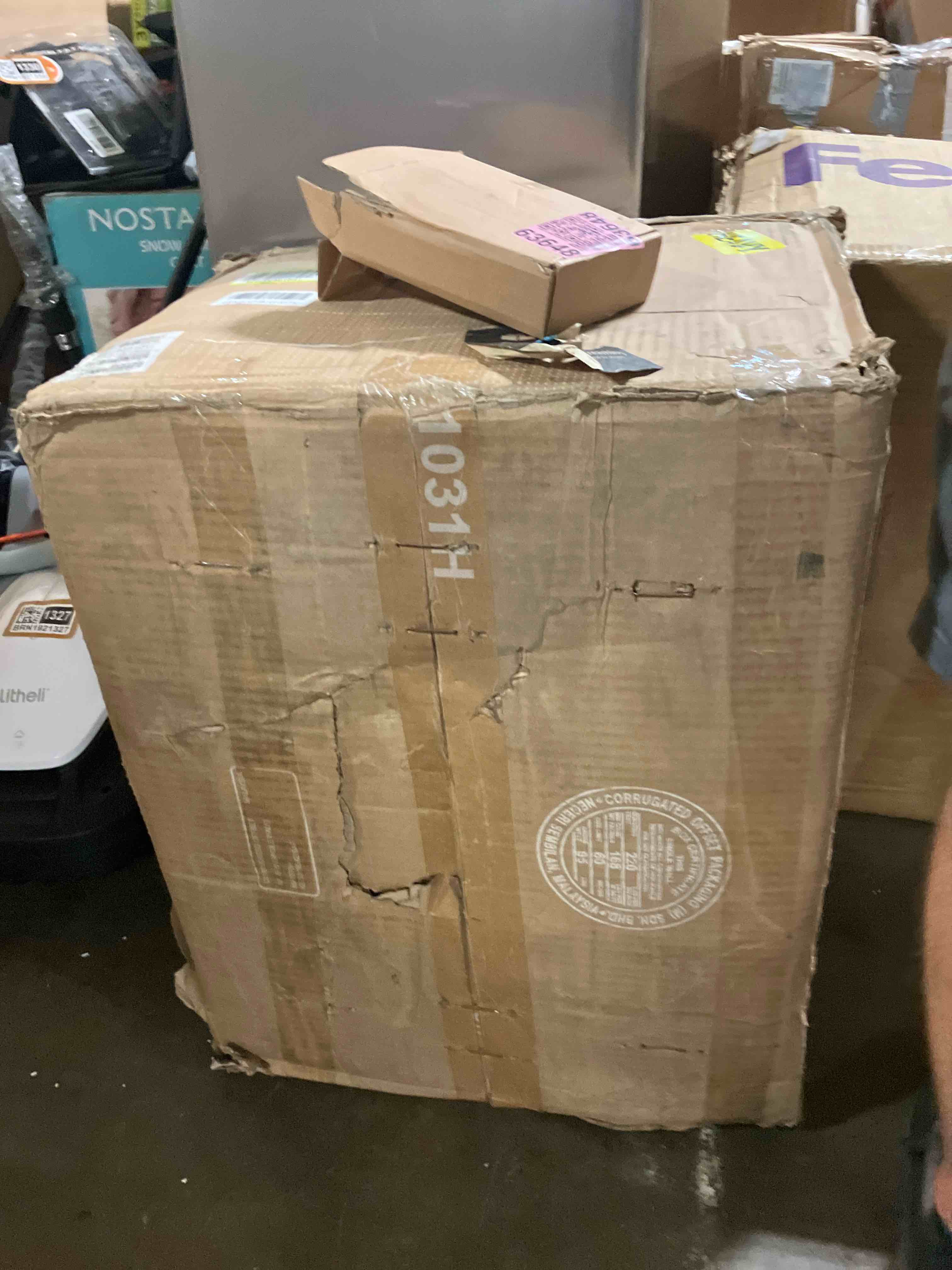 https://s3.amazonaws.com/lotting-images-prod/phillipi/BRN1921392_1753970217277.jpeg