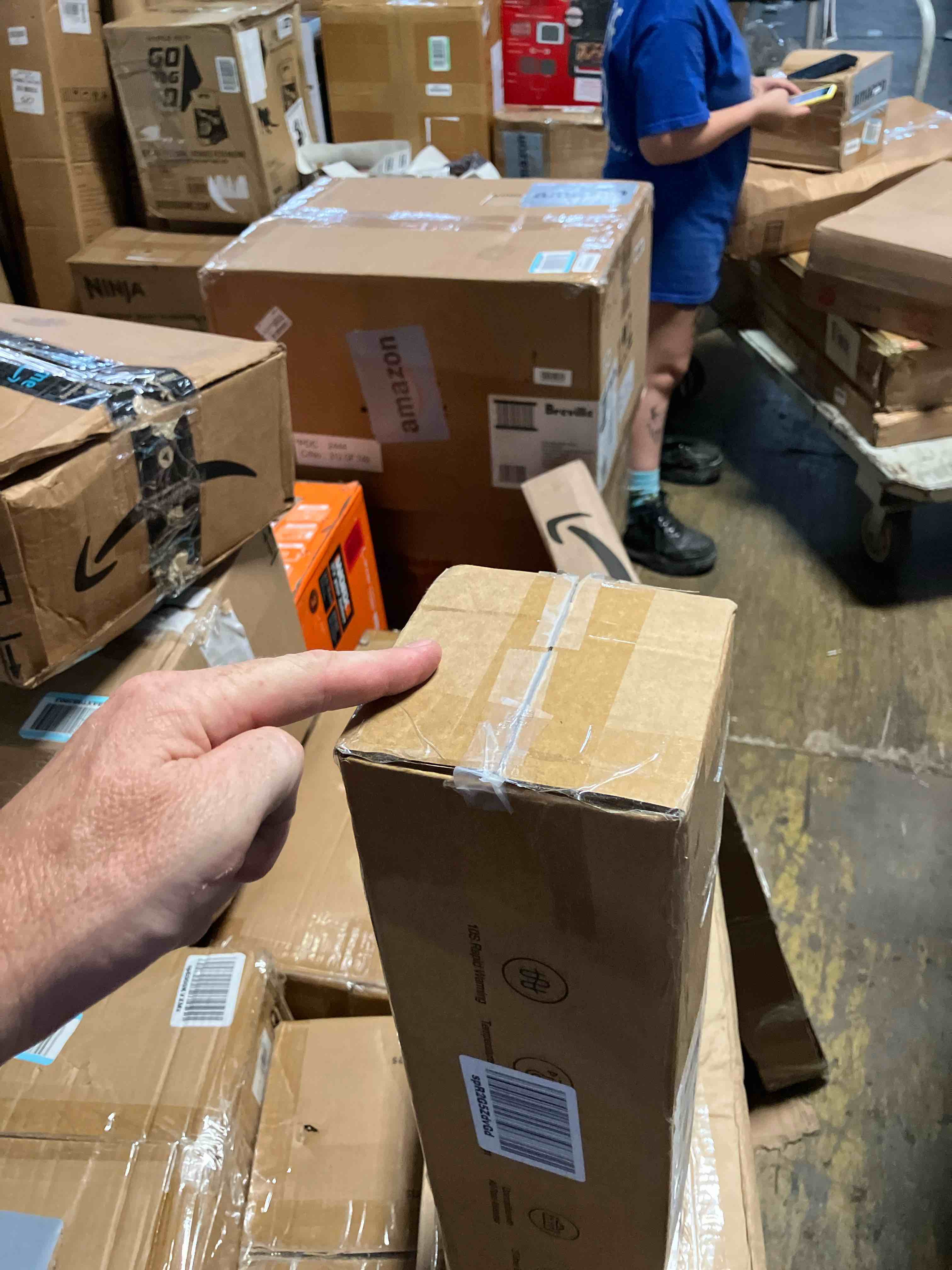 https://s3.amazonaws.com/lotting-images-prod/phillipi/BRN1921464_1753972047899.jpeg